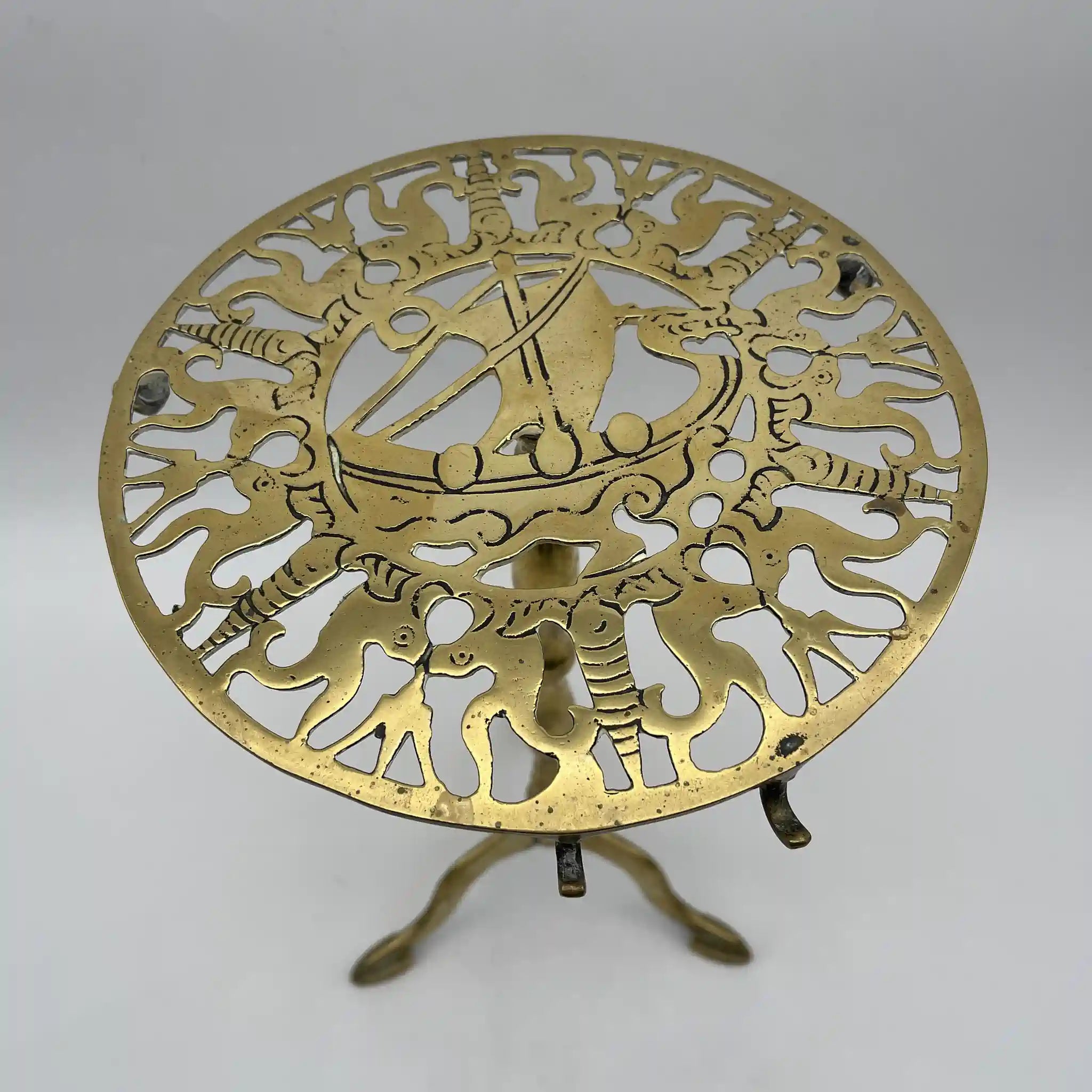 [Antique] Multipurpose stand / Estimated early 20C / Brass / British / With hook, openwork, sailing ship motif