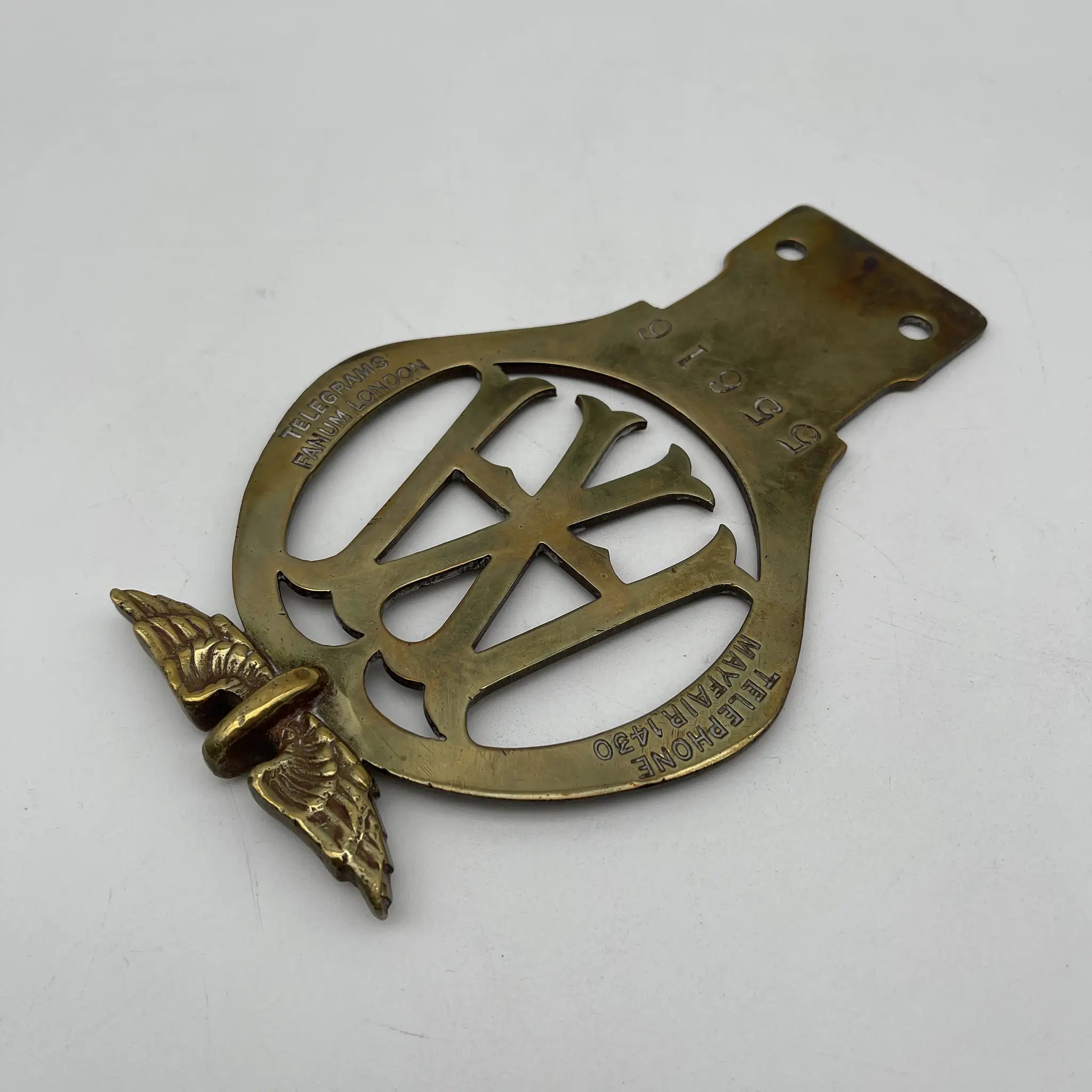 [Antique] Car Badge (Grill Badge) / The Automobile Association (AA) / 1920s / Brass / United Kingdom / Emblem, Serial Number