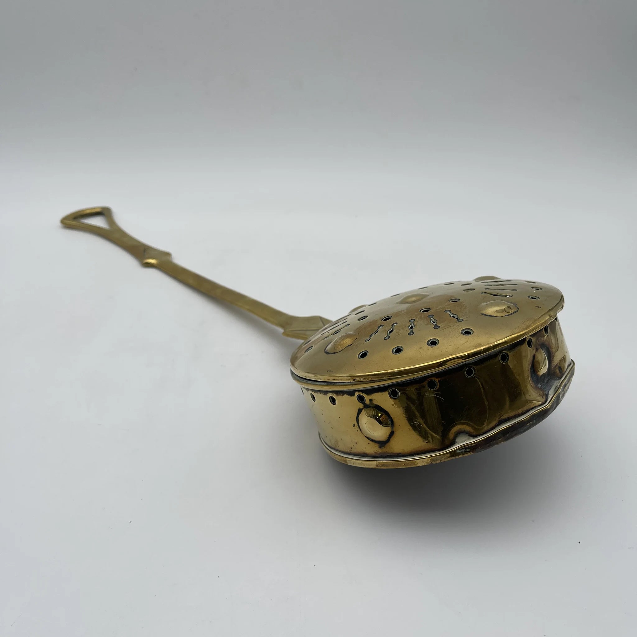 [Antique] Chestnut roaster / Estimated early 20C / Brass / England / Fire tool