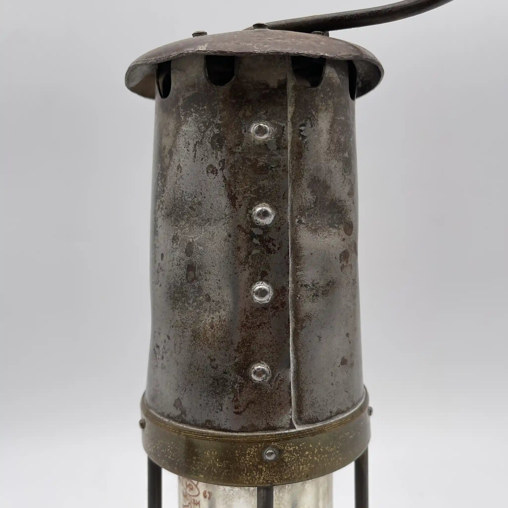 [Antique] Oil lamp (coal mine lamp) / Estimated mid-20C / Steel / England / With hook, safety light