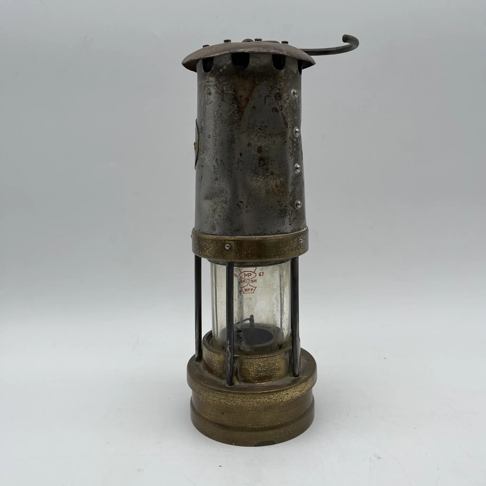 [Antique] Oil lamp (coal mine lamp) / Estimated mid-20C / Steel / England / With hook, safety light