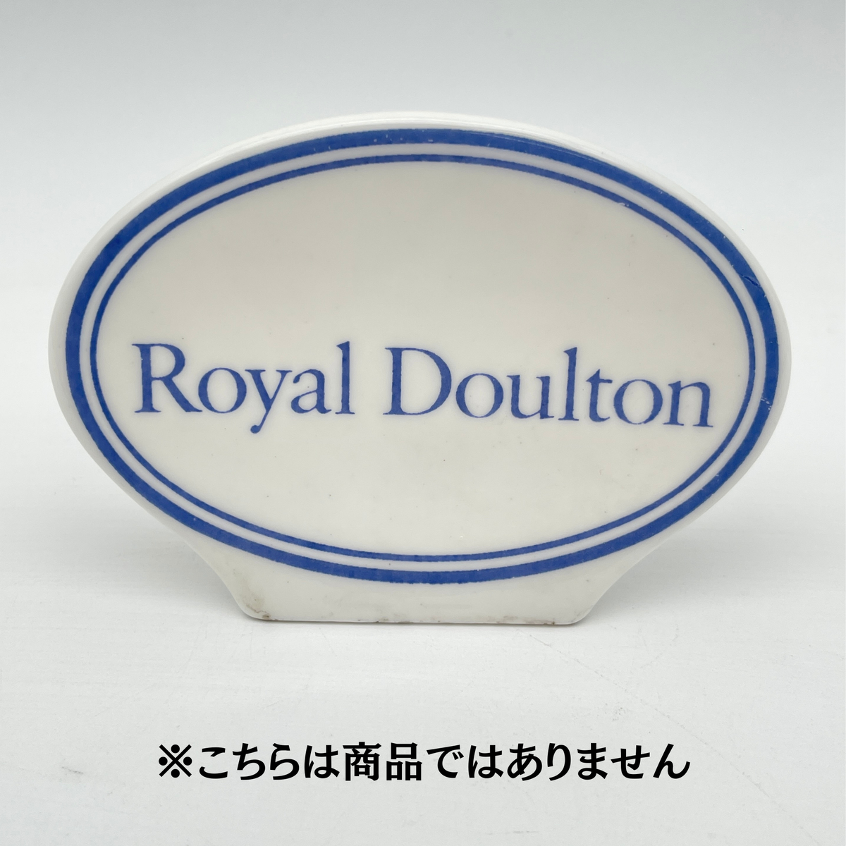 Royal Doulton / Cup & Saucer (Coffee Cup) / Sherbrooke / 1970-1990s / Fine Bone China / England / Silver, Acanthus, Coffee Cup, Set of 2 / [Vintage]
