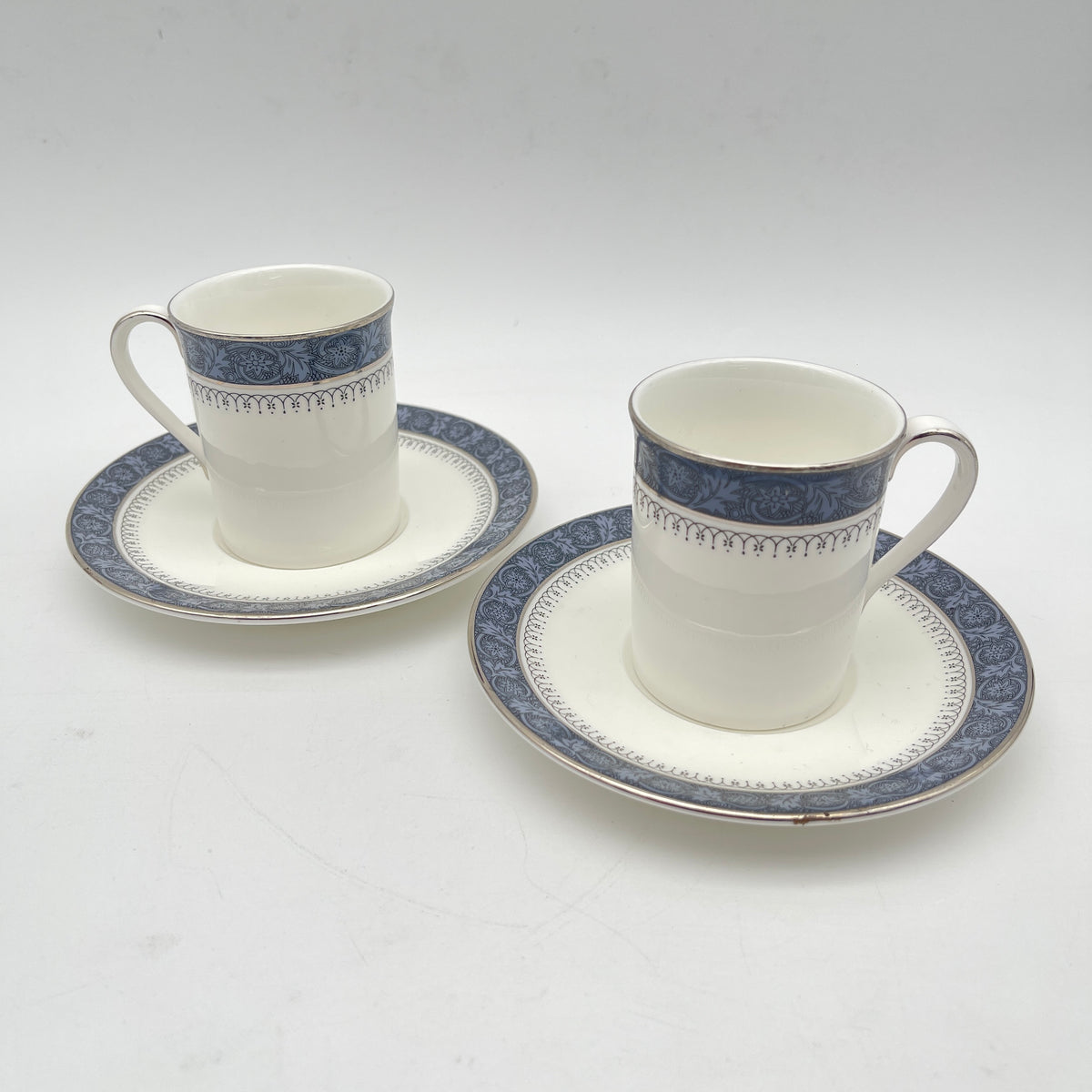 Royal Doulton / Cup & Saucer (Coffee Cup) / Sherbrooke / 1970-1990s / Fine Bone China / England / Silver, Acanthus, Coffee Cup, Set of 2 / [Vintage]