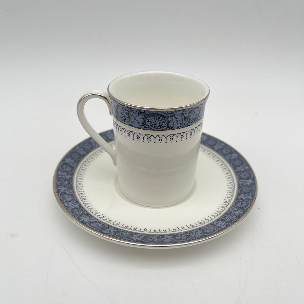 Royal Doulton / Cup & Saucer (Coffee Cup) / Sherbrooke / 1970-1990s / Fine Bone China / England / Silver, Acanthus, Coffee Cup, Set of 2 / [Vintage]