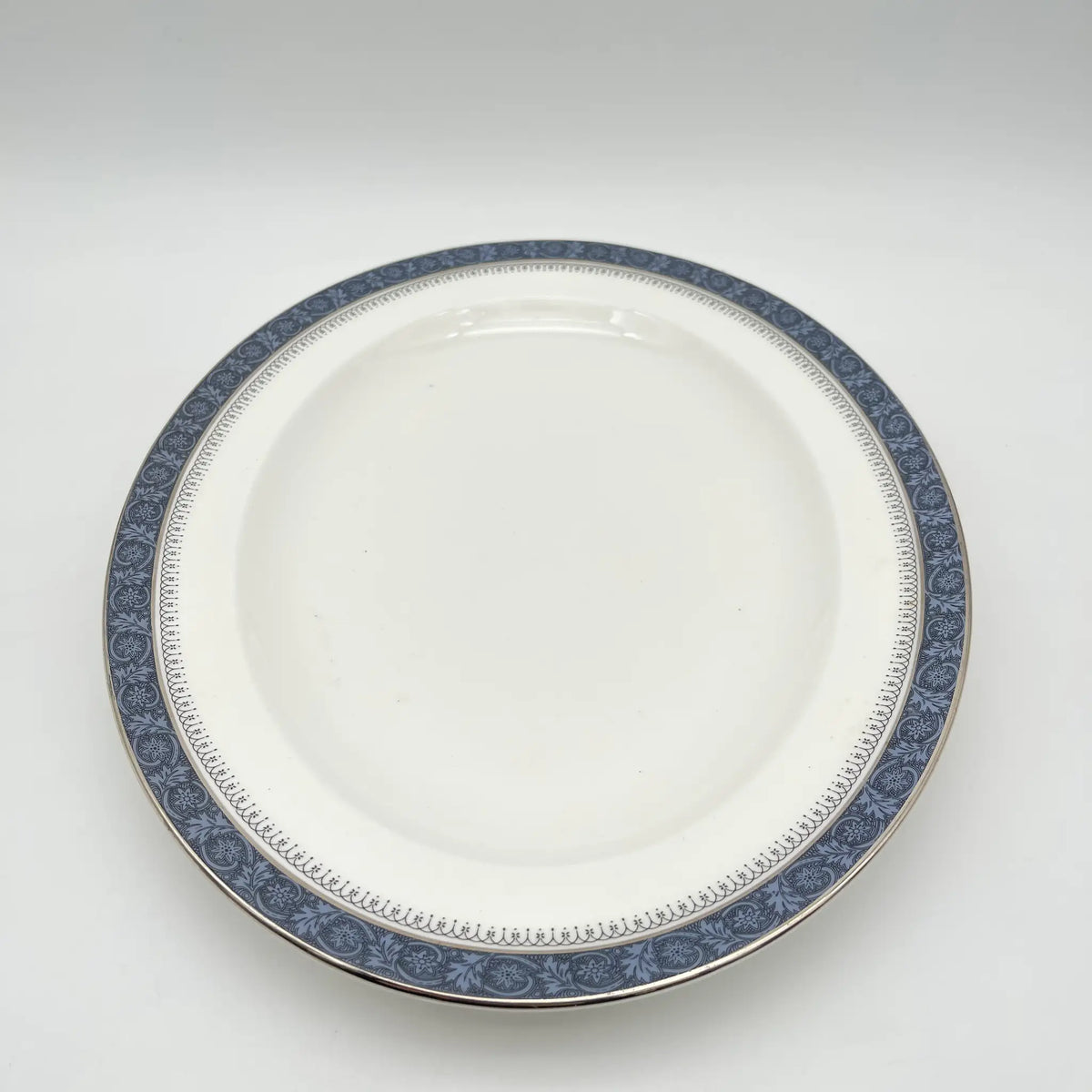 Royal Doulton / Oval serving plate (large plate) / Sherbrooke / 1970-1990s / Fine Bone China / England / Silver, acanthus, blue, Western tableware, dessert plate / [Vintage]