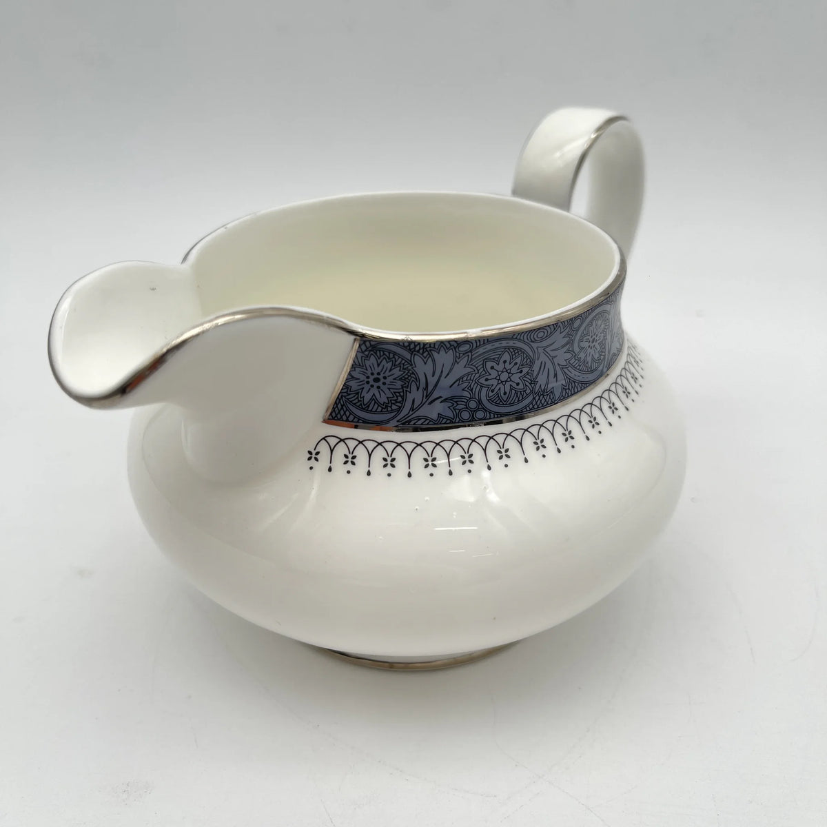 Royal Doulton / Creamer (Milk Pitcher) / Sherbrooke / 1970-1990s / Fine Bone China / England / Silver, Acanthus, Blue, Western Tableware, Tea Time / [Vintage]