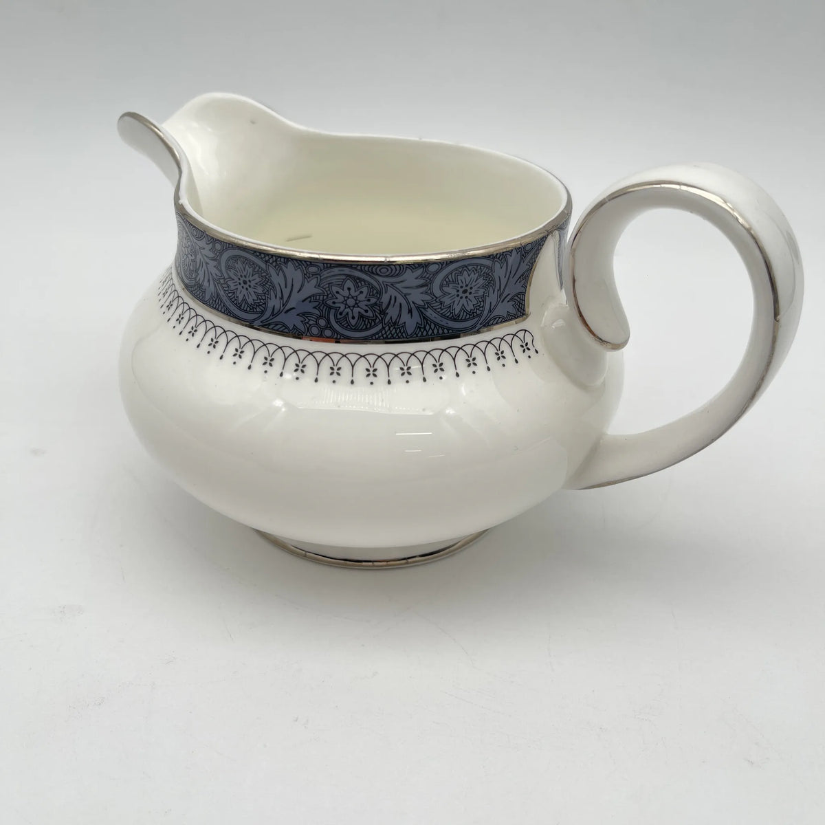 Royal Doulton / Creamer (Milk Pitcher) / Sherbrooke / 1970-1990s / Fine Bone China / England / Silver, Acanthus, Blue, Western Tableware, Tea Time / [Vintage]