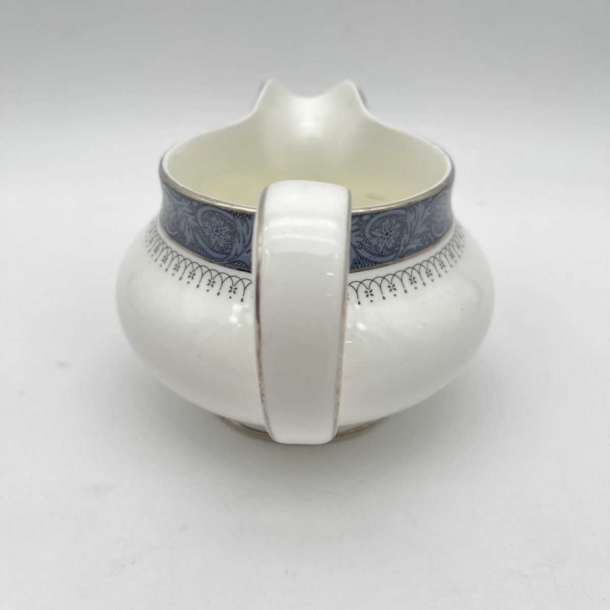 Royal Doulton / Creamer (Milk Pitcher) / Sherbrooke / 1970-1990s / Fine Bone China / England / Silver, Acanthus, Blue, Western Tableware, Tea Time / [Vintage]