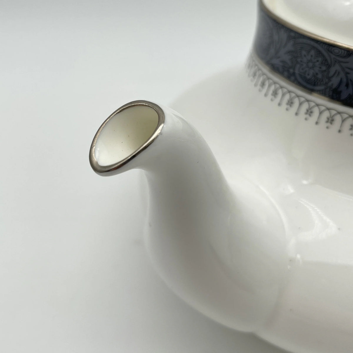 Royal Doulton / Teapot (coffee pod) / Sherbrooke / 1970-1990s / Fine Bone China / England / Silver, acanthus, blue, Western tableware, tea time, coffee pot / [Vintage]