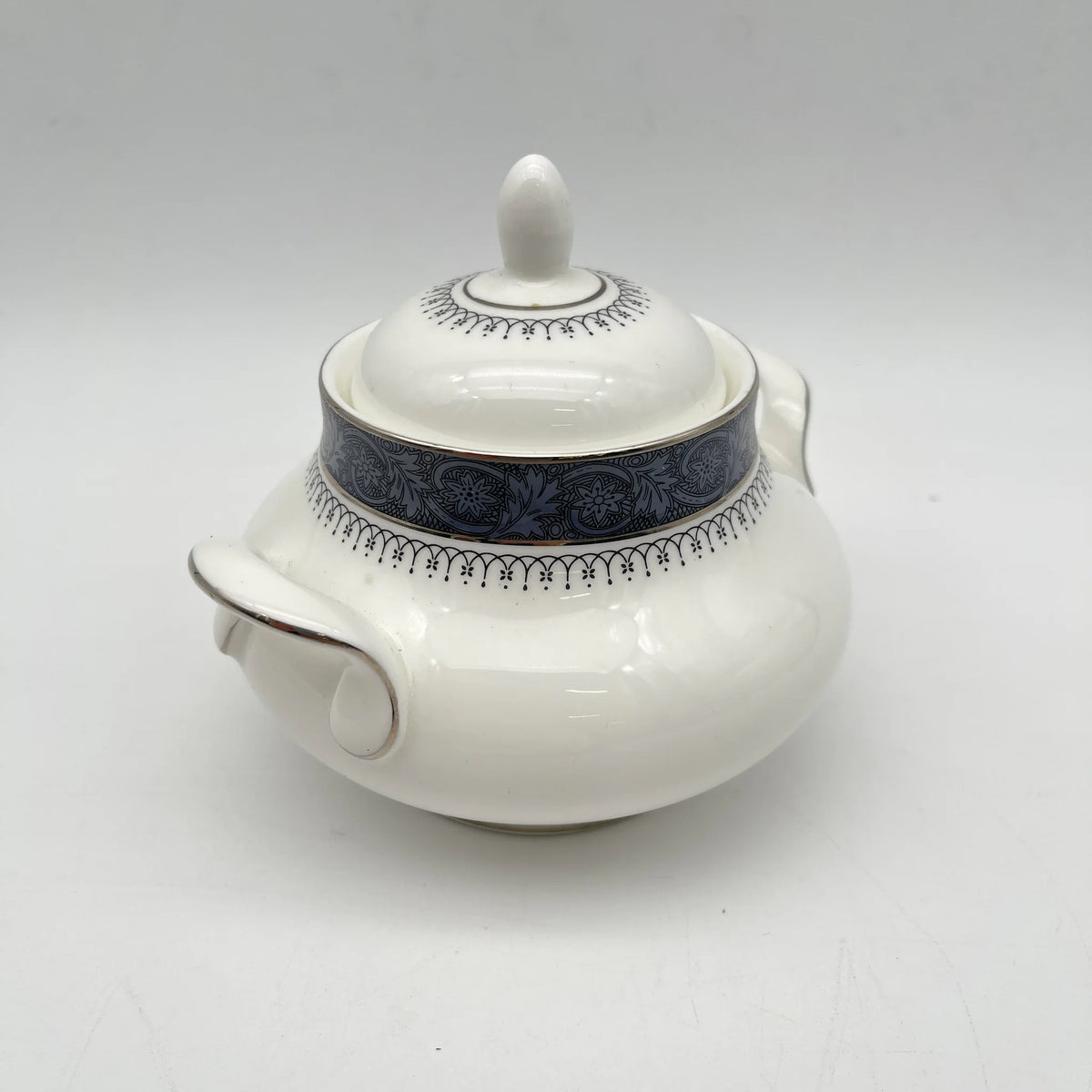 Royal Doulton / Sugar Bowl (Sugar Pot) / Sherbrooke / 1970-1990s / Fine Bone China / England / Silver, Acanthus, Blue, Western Tableware, Tea Time, Coffee Pot / [Vintage]