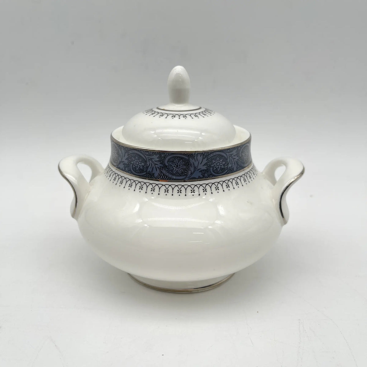 Royal Doulton / Sugar Bowl (Sugar Pot) / Sherbrooke / 1970-1990s / Fine Bone China / England / Silver, Acanthus, Blue, Western Tableware, Tea Time, Coffee Pot / [Vintage]