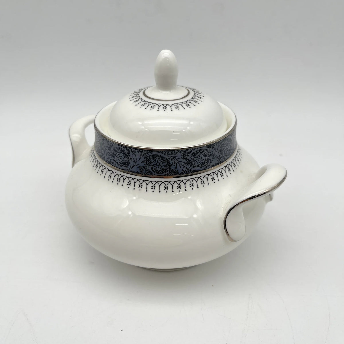 Royal Doulton / Sugar Bowl (Sugar Pot) / Sherbrooke / 1970-1990s / Fine Bone China / England / Silver, Acanthus, Blue, Western Tableware, Tea Time, Coffee Pot / [Vintage]