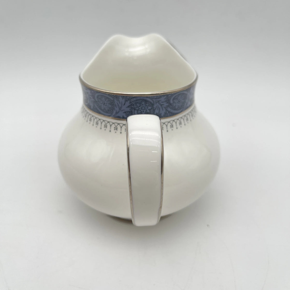 Royal Doulton / Creamer (Milk Pitcher) / Sherbrooke / 1970-1990s / Fine Bone China / England / Silver, Acanthus, Blue, Western Tableware, Tea Time, Jug / [Vintage]