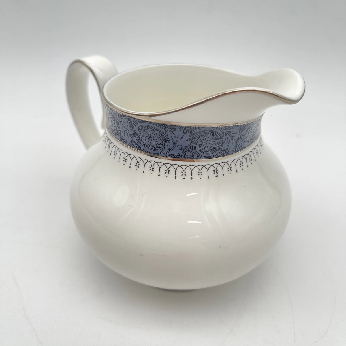 Royal Doulton / Creamer (Milk Pitcher) / Sherbrooke / 1970-1990s / Fine Bone China / England / Silver, Acanthus, Blue, Western Tableware, Tea Time, Jug / [Vintage]