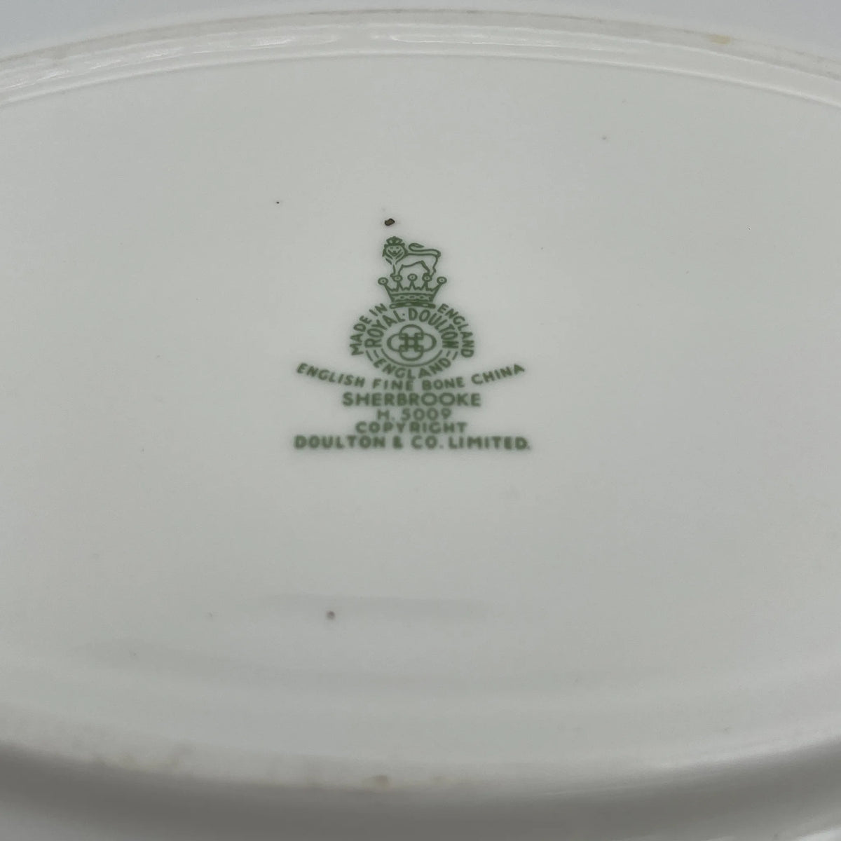 Royal Doulton / Oval serving bowl (large bowl) / Sherbrooke / 1970-1990s / Fine Bone China / England / Silver, acanthus, blue, Western tableware, dessert plate / [Vintage]