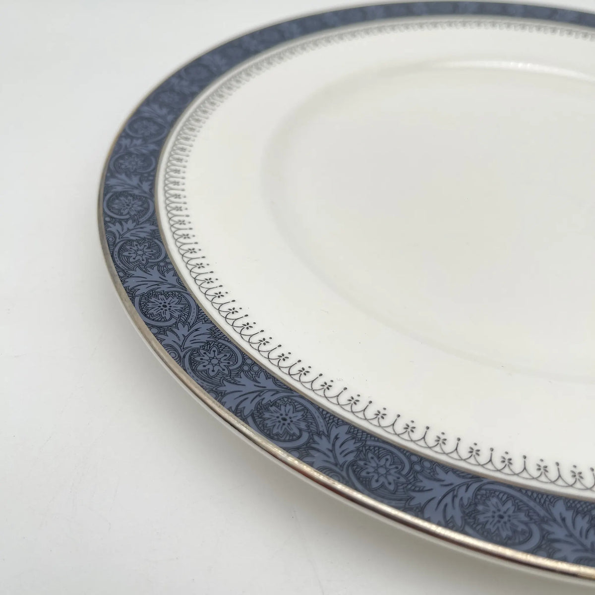 Royal Doulton / Dinner & Dessert Plate / Sherbrooke / 1970-1990s / Fine Bone China / England / Silver, Acanthus, Blue, Western Tableware, Dessert Plate, Set of 2 / [Vintage]