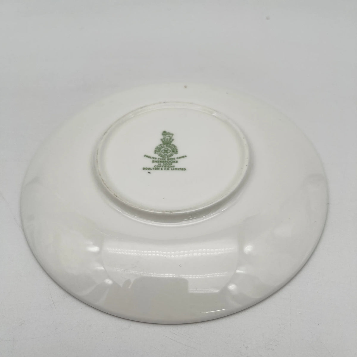 Royal Doulton（皇家道尔顿）/三重奏（c&s +甜点盘）/ Sherbrooke / 1970-1990年代/ Fine Bone China /英国/ 杯和碟，银彩，簕菜，蓝色，西式餐具/[复古]