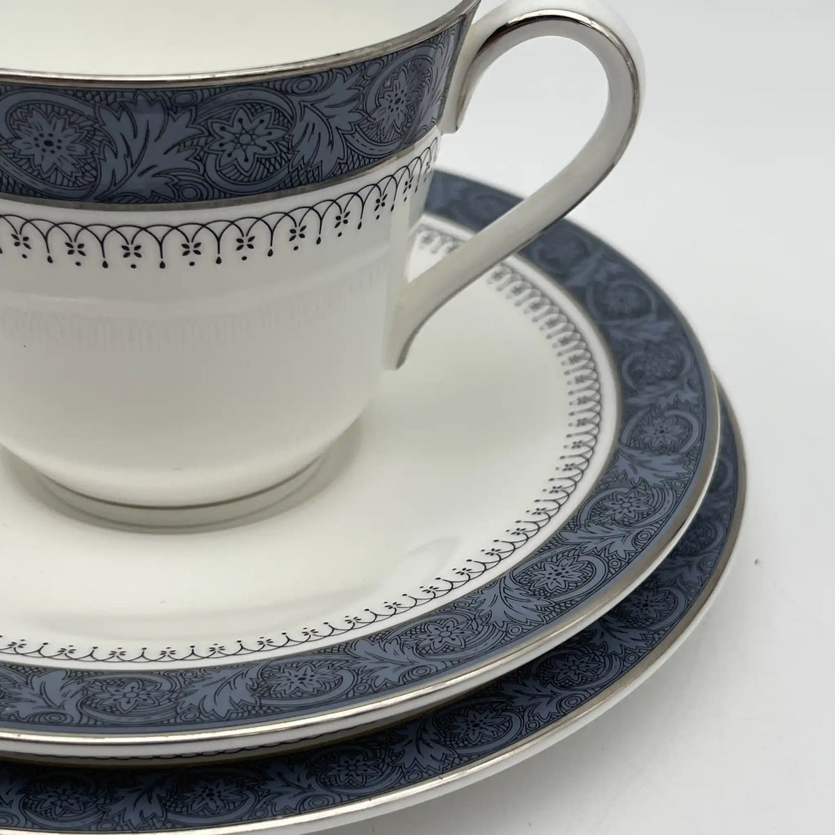Royal Doulton（皇家道尔顿）/三重奏（c&s +甜点盘）2p / Sherbrooke / 1970-1990年代/ Fine Bone China /英国/ 杯和碟，银彩，簕菜，蓝色，西式餐具，2件套/[复古]