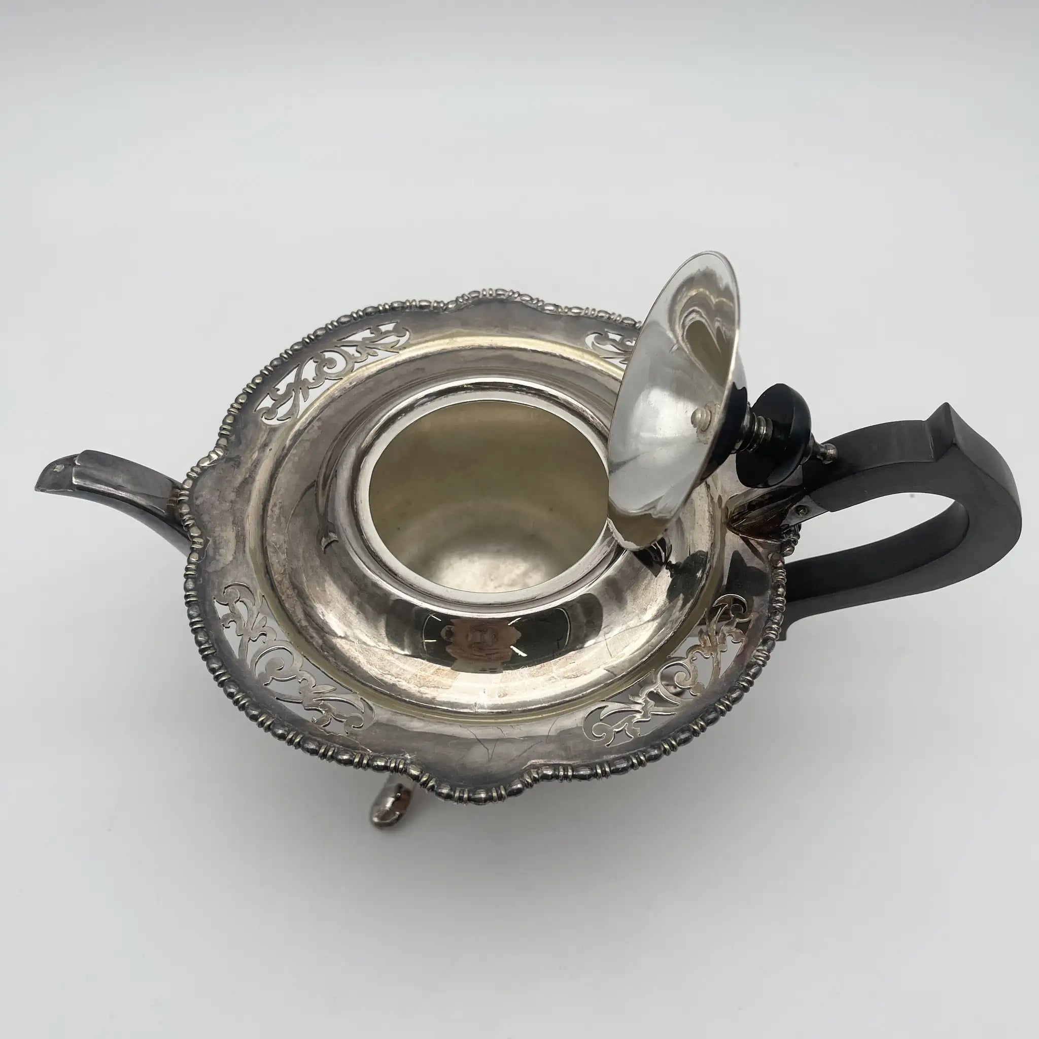 【アンティーク】 ティーポット / 20世紀初頭 (推定) / シルバープレート / イギリス / EPNS, 脚付, 透かし彫り