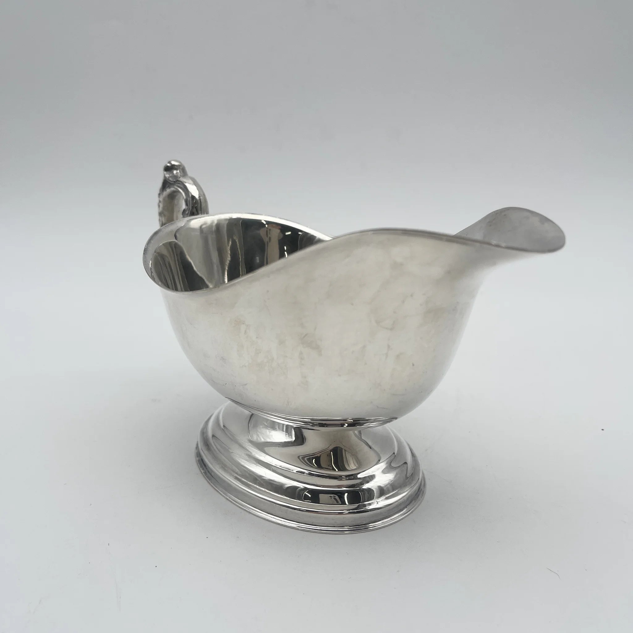【复古】灰船(sauciere / sauce boat) / Sheridan Silver（谢里登银）/估计20c中期/银板/美国/ 踏板脚