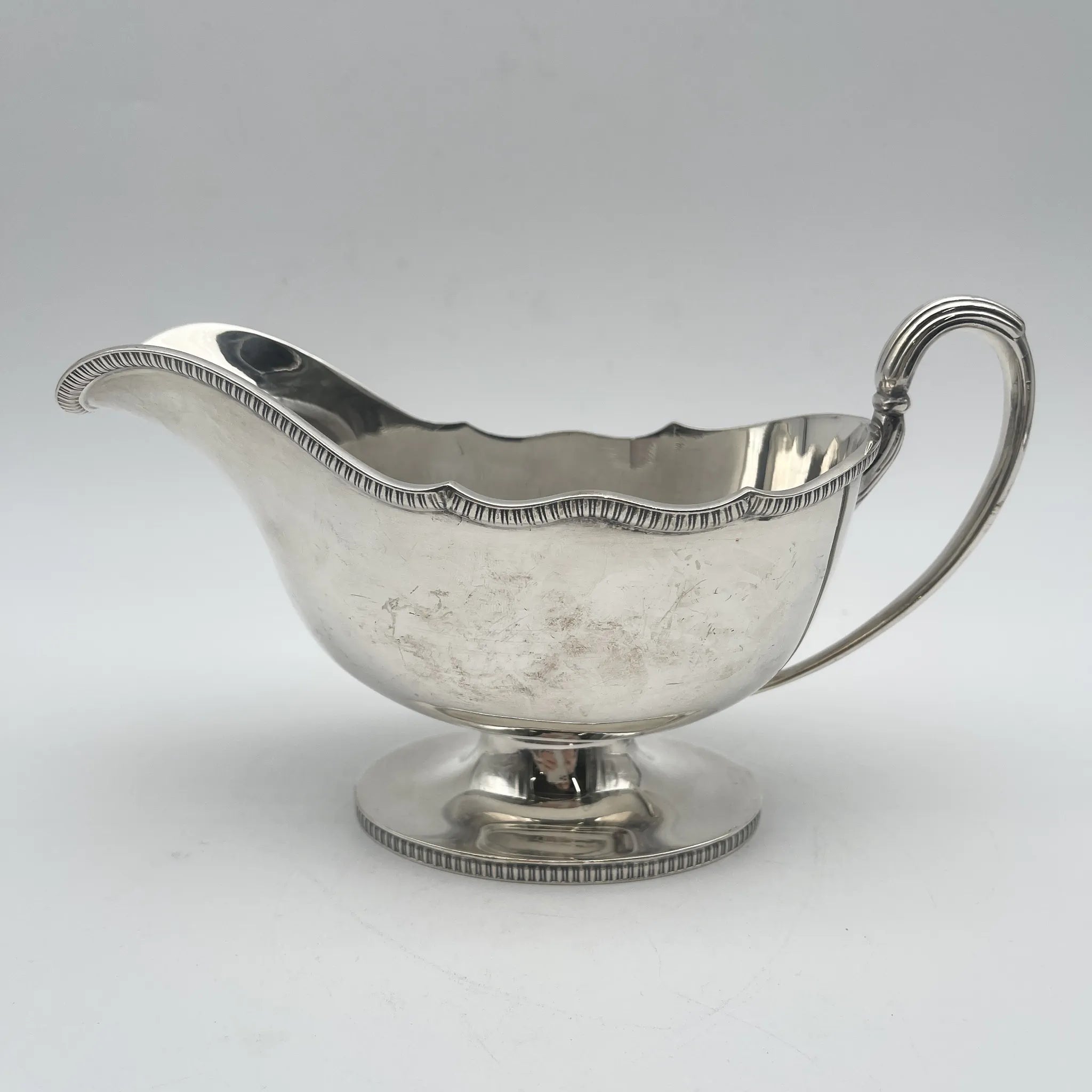 [Vintage] Gravy boat (Saucière/Sauce boat) / Harrods / Estimated mid-20C / Silver plate / England / EPNS, Gadrun