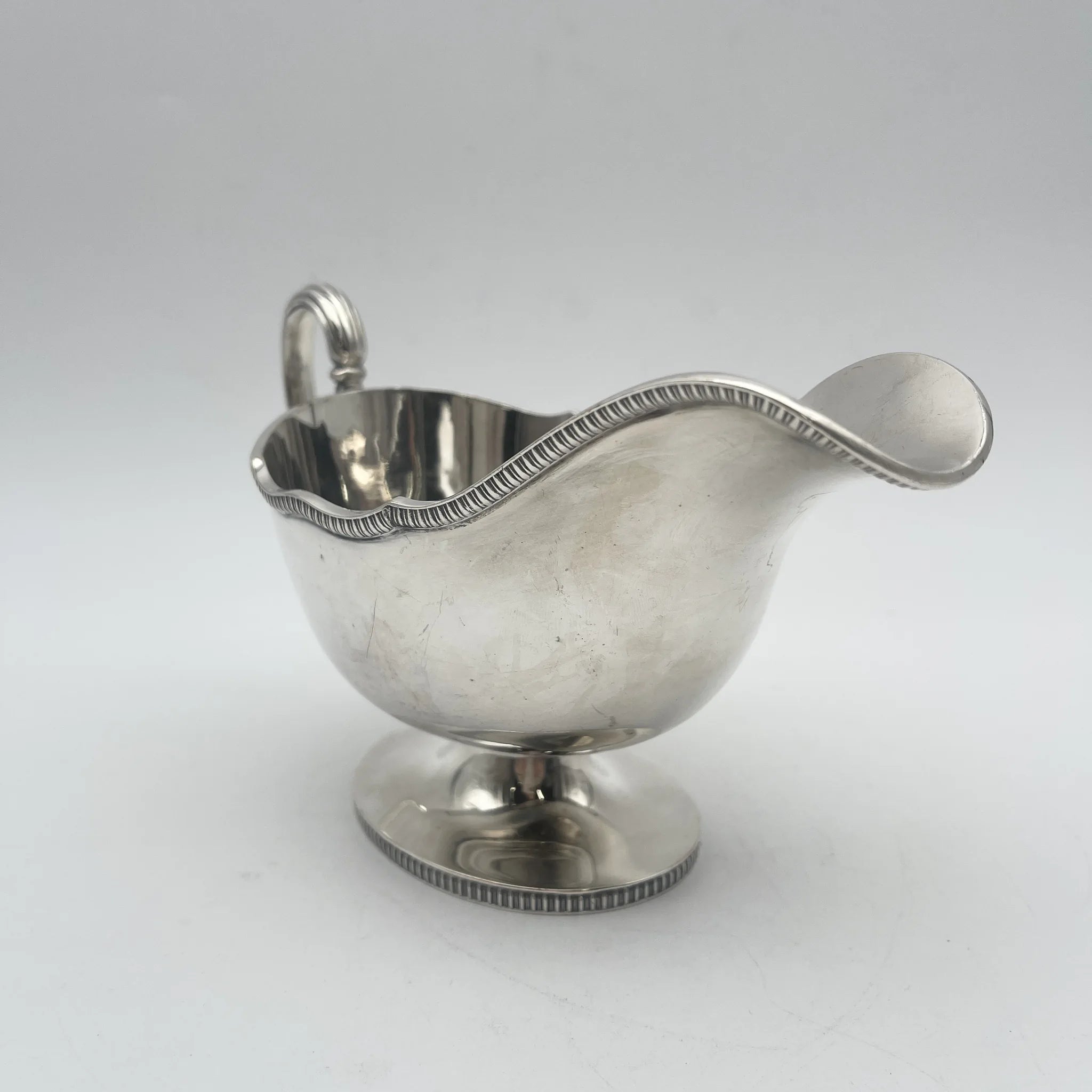 [Vintage] Gravy boat (Saucière/Sauce boat) / Harrods / Estimated mid-20C / Silver plate / England / EPNS, Gadrun