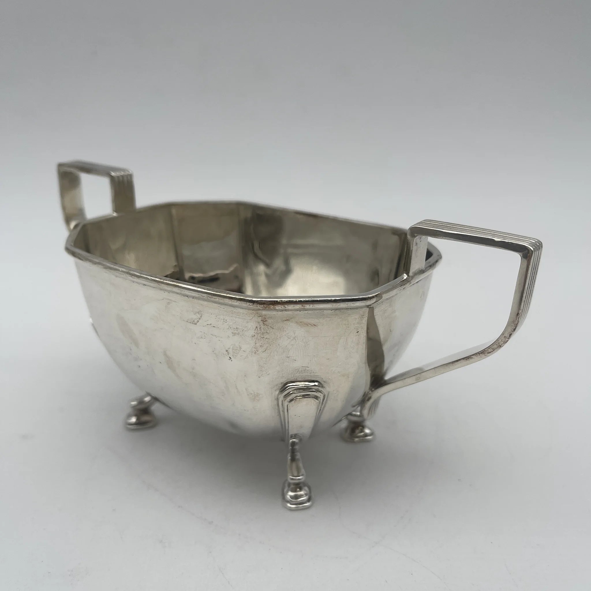 [Vintage] Sugar bowl (sugar pot) / Art Deco / Estimated 1930s / Silver plate / England / EPNS, with legs, octogonal