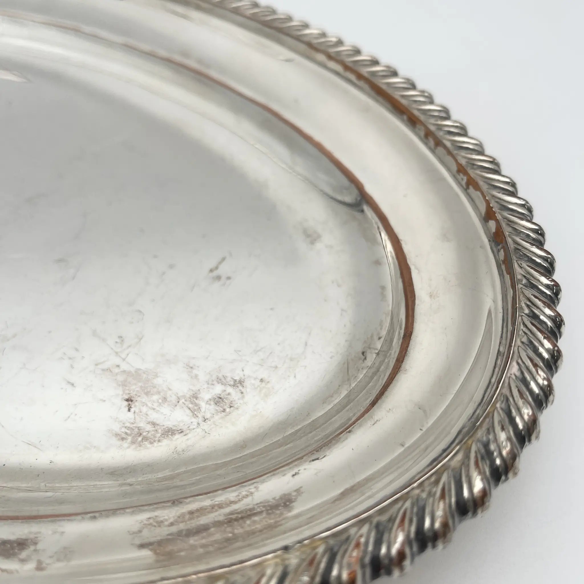 [Vintage] Oval tray / Estimated mid-20C / Silver plate / England / Gadrun