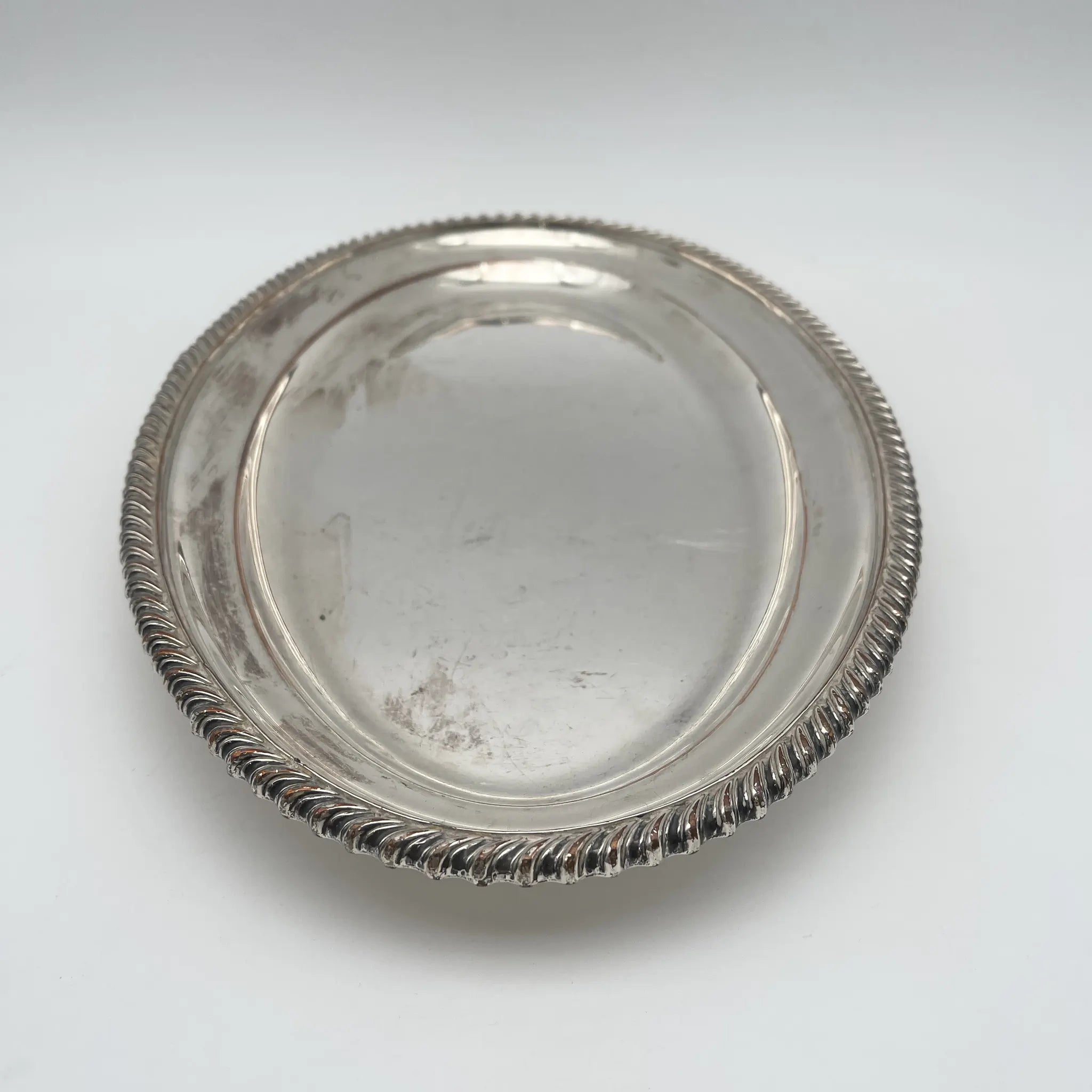 [Vintage] Oval tray / Estimated mid-20C / Silver plate / England / Gadrun