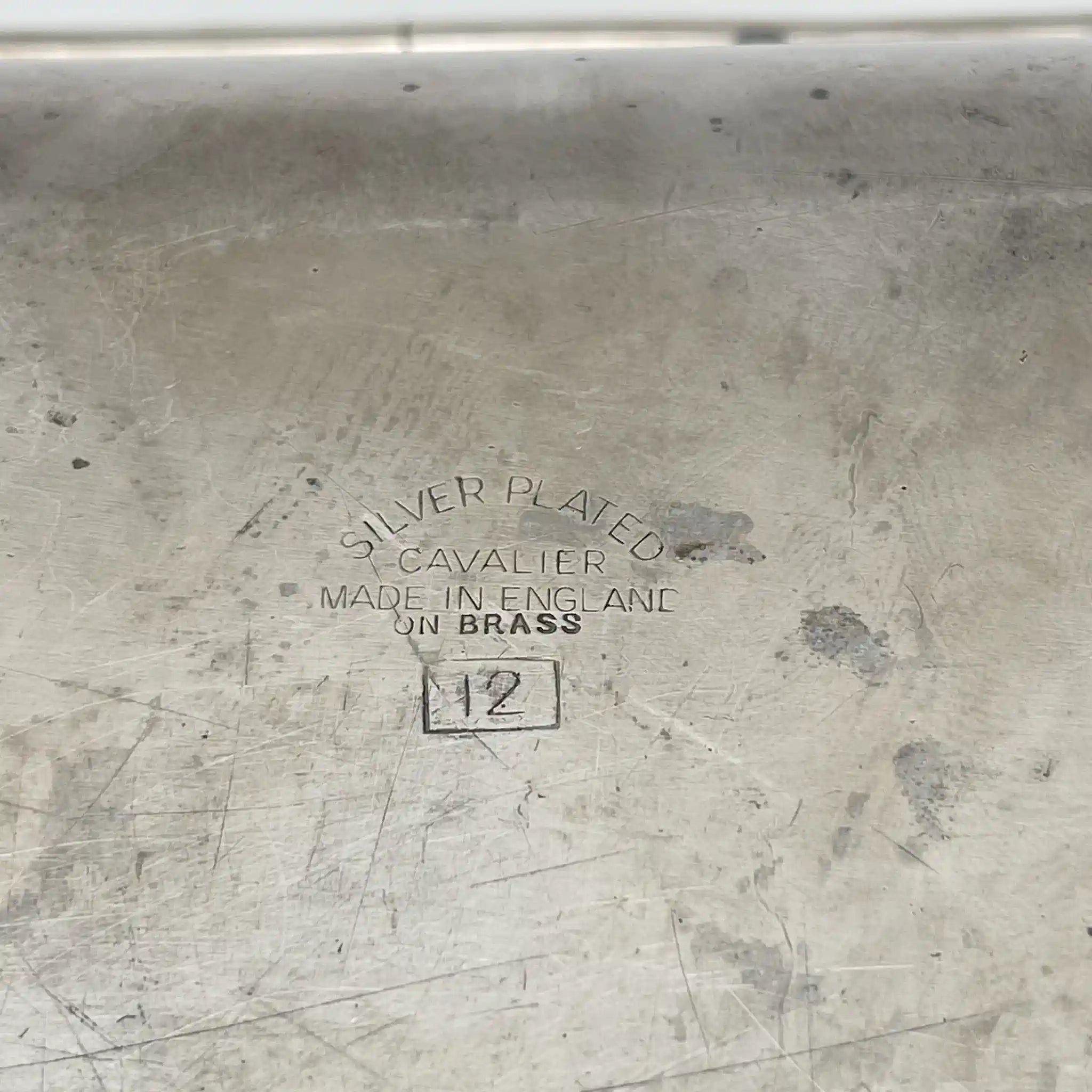 [Vintage] Entre dish (platter with lid) / Cavalier / Estimated mid-20C / Silver plate / England / Engraving, Gadrun
