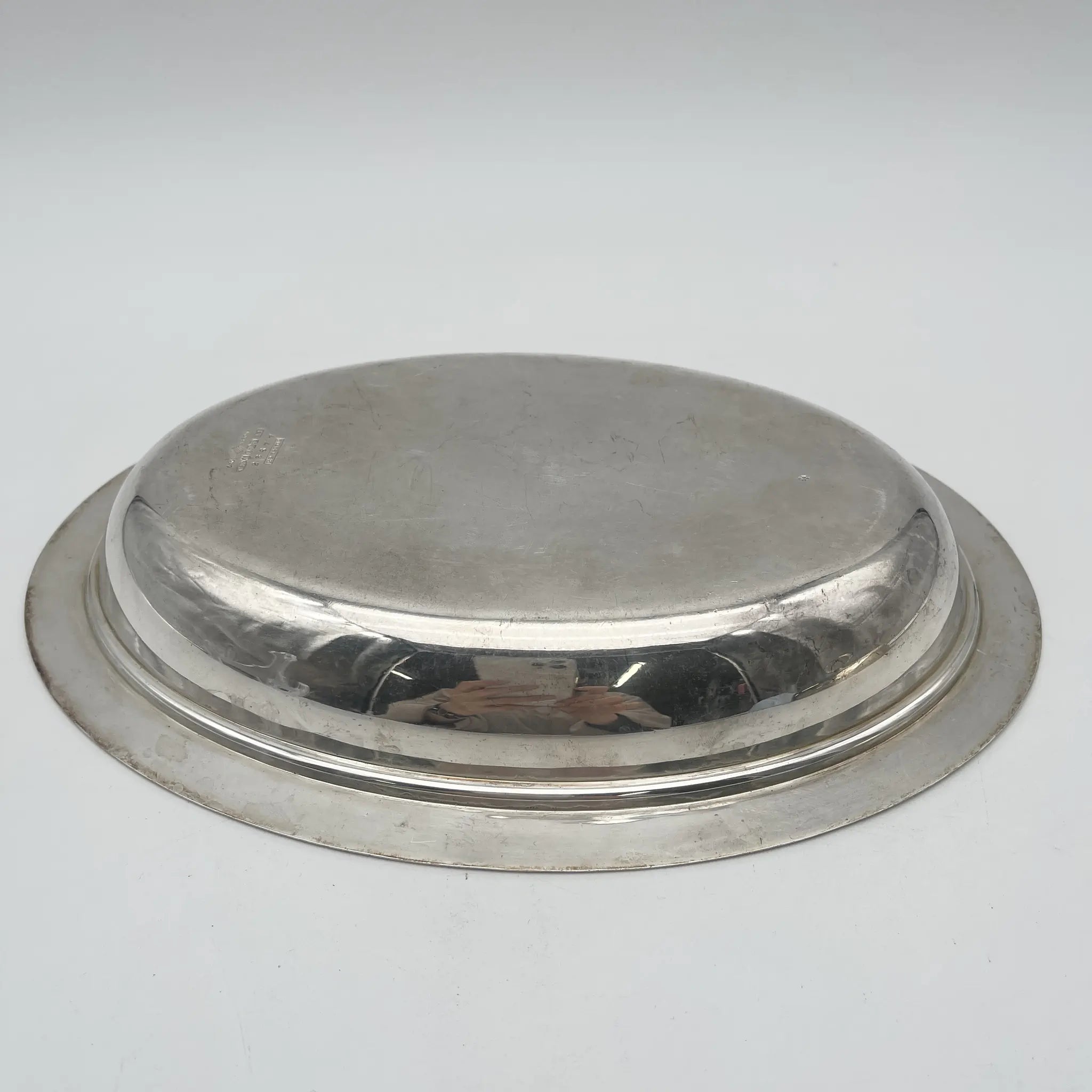 [Antique] Entre dish (platter with lid) / William Hutton & Sons / Estimated early 20C / Silver plate / England / EPBM, removable handle