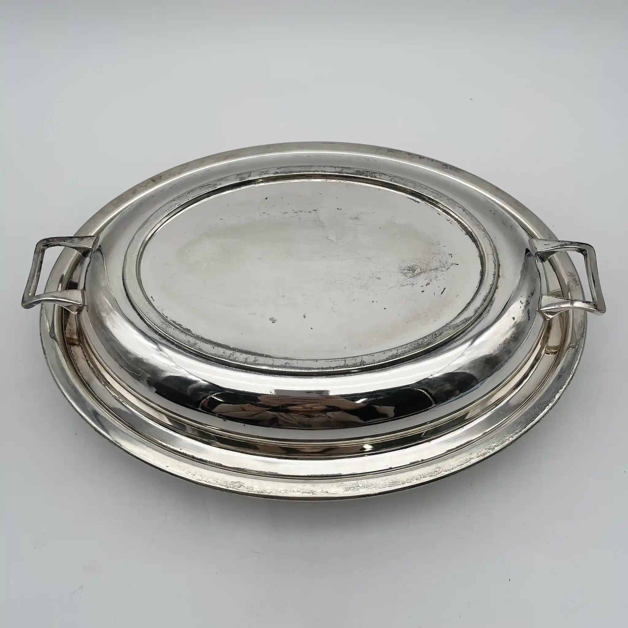 [Antique] Entre dish (large plate with lid) / Estimated early 20C / Silver plate / England / EPNS