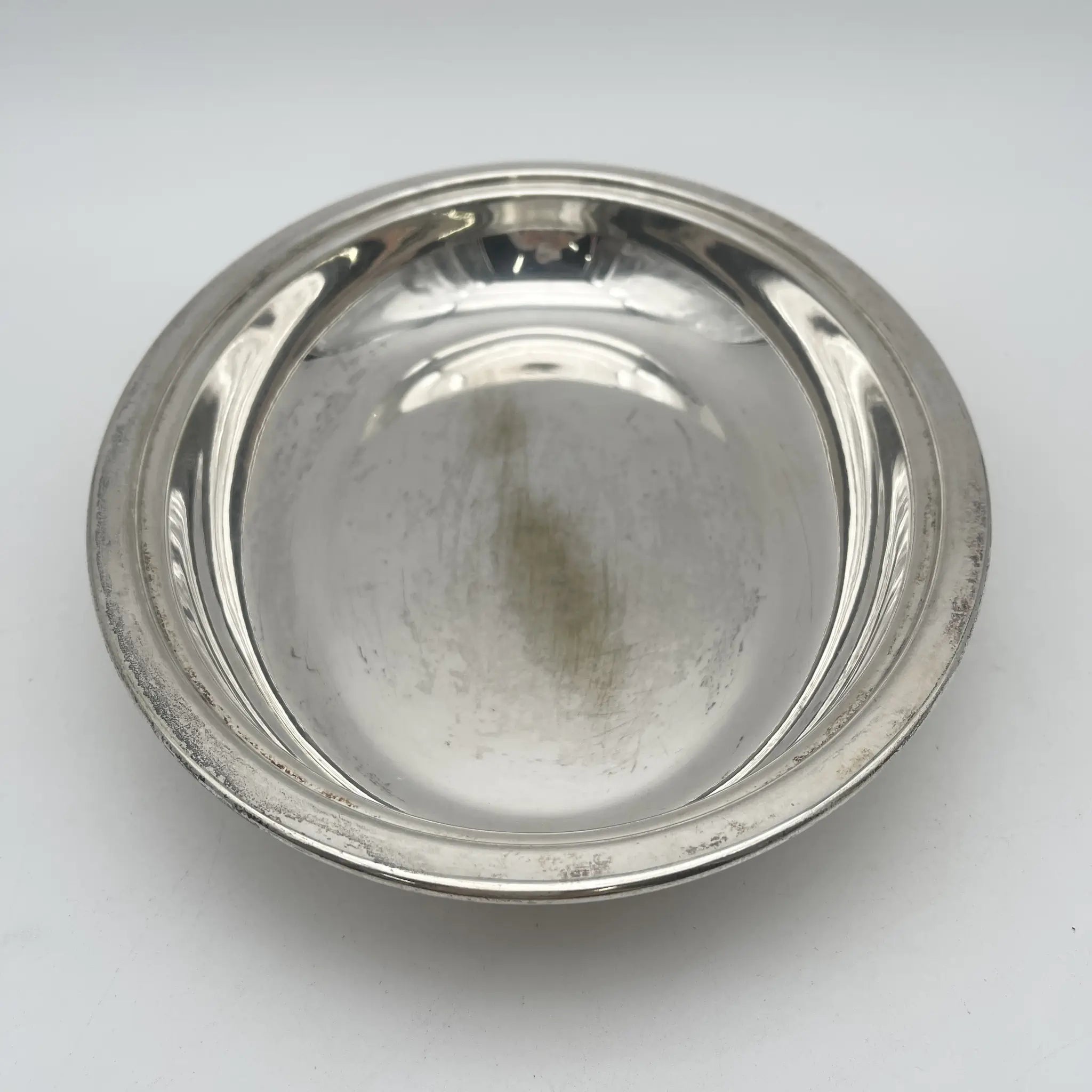 [Antique] Entre dish (large plate with lid) / Estimated early 20C / Silver plate / England / EPNS