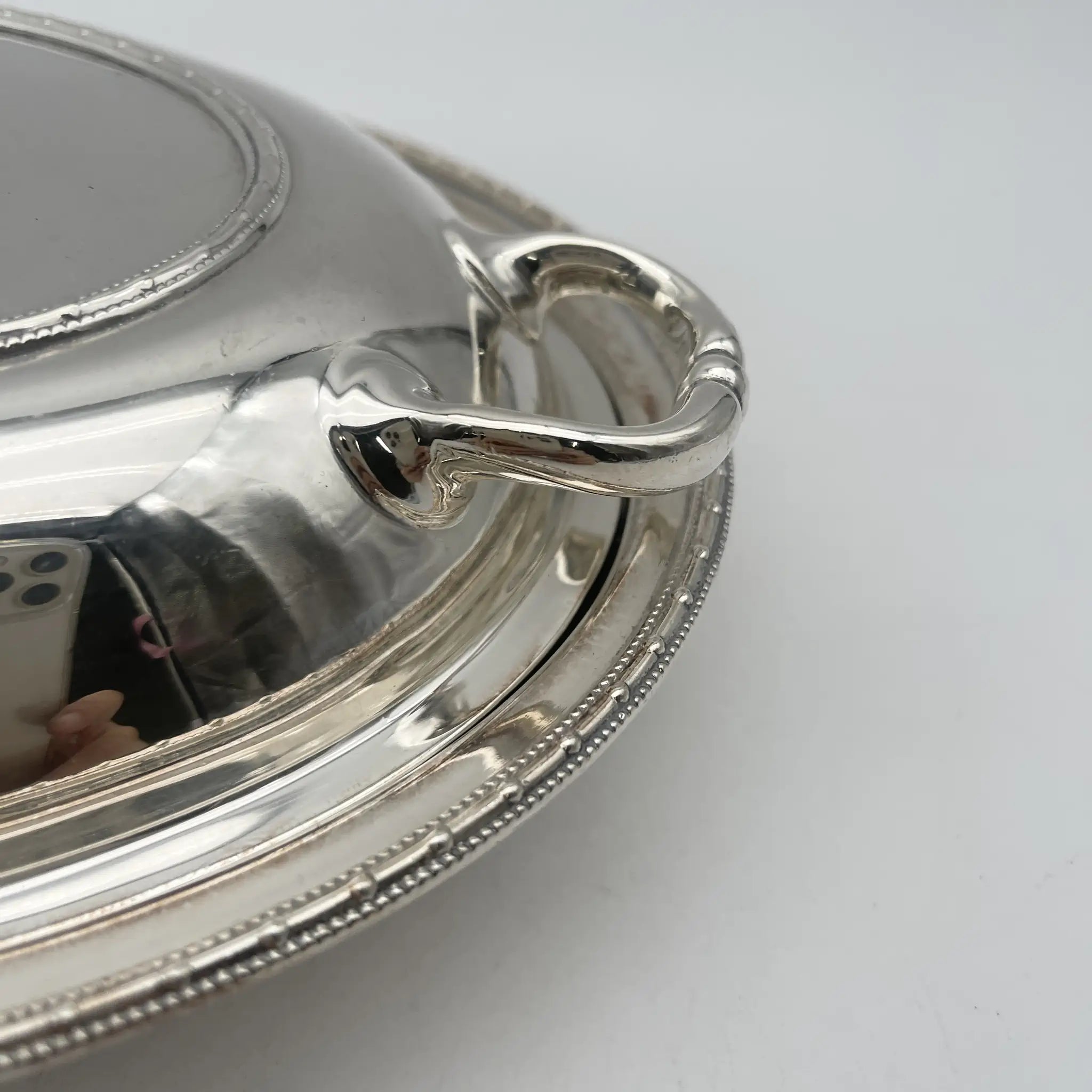 [Vintage] Entre dish (platter with lid) / Walker & Hall / Estimated 1930s / Silver plate / England / Beading