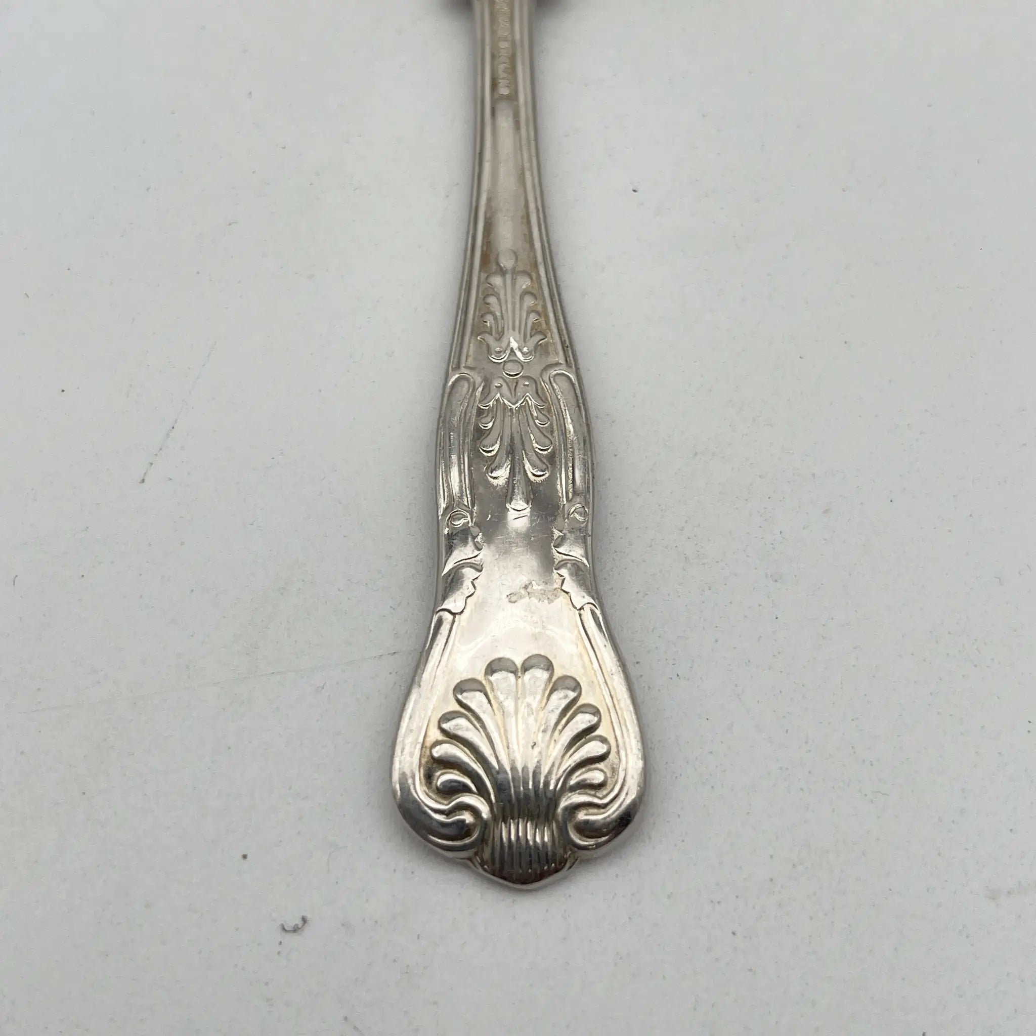 [Vintage] Tea spoon / Estimated mid-20C / Silver plate / UK / EPNS, shell, honeysuckle
