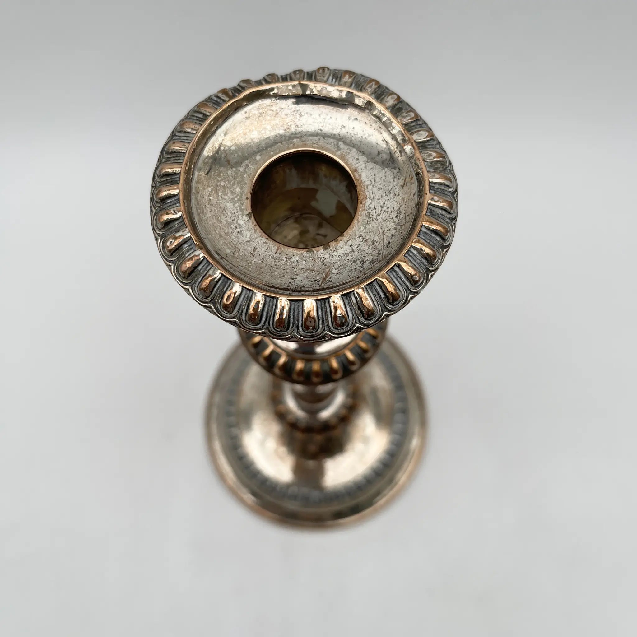[Antique] Candle stand (candelabra) / Estimated early 20C / Silver plate / England / Baluster, Gadrun