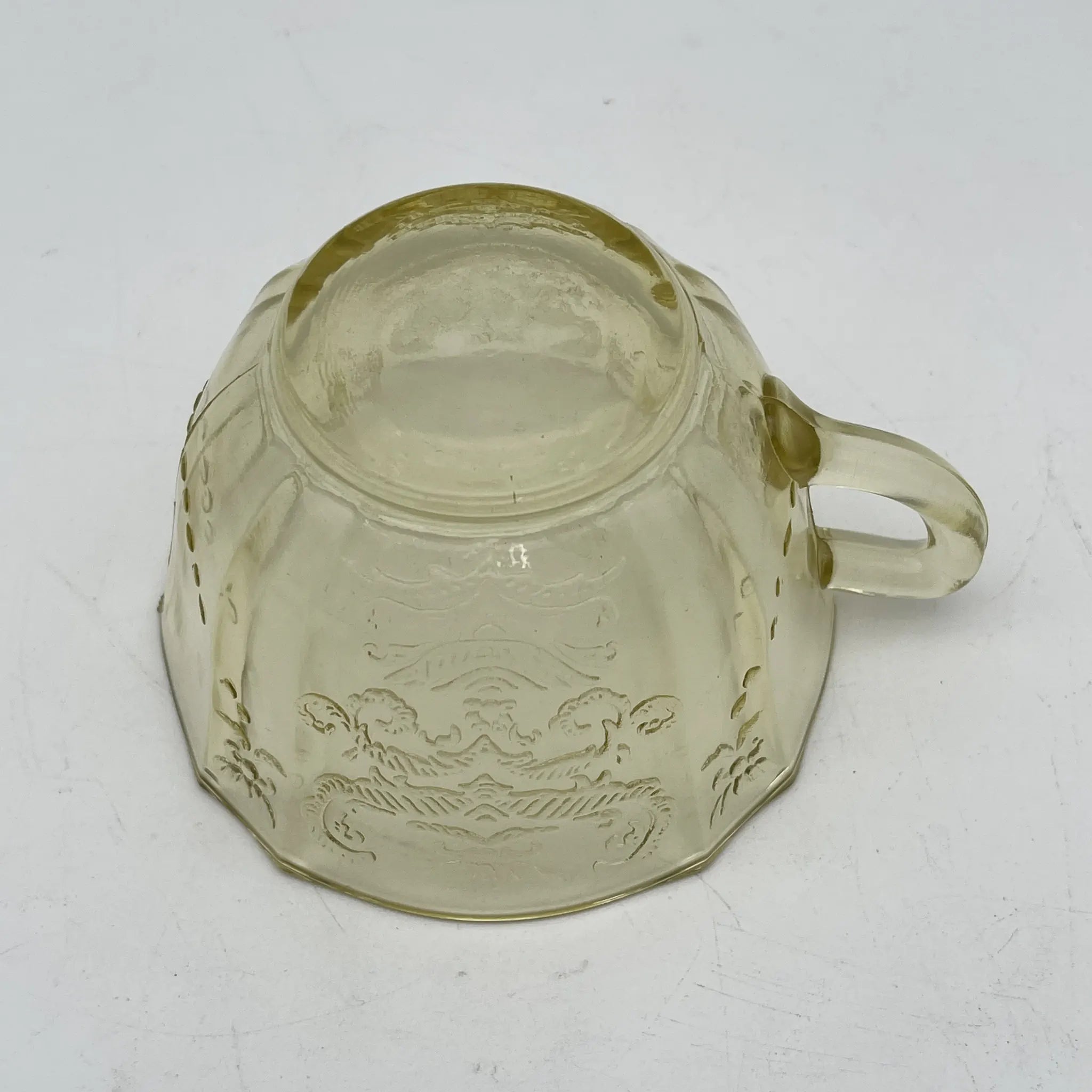 [Vintage] Cup & saucer 2P / Federal Glass / Madrid / 1930s / Glass / America / Depression glass, embossed molding, amber