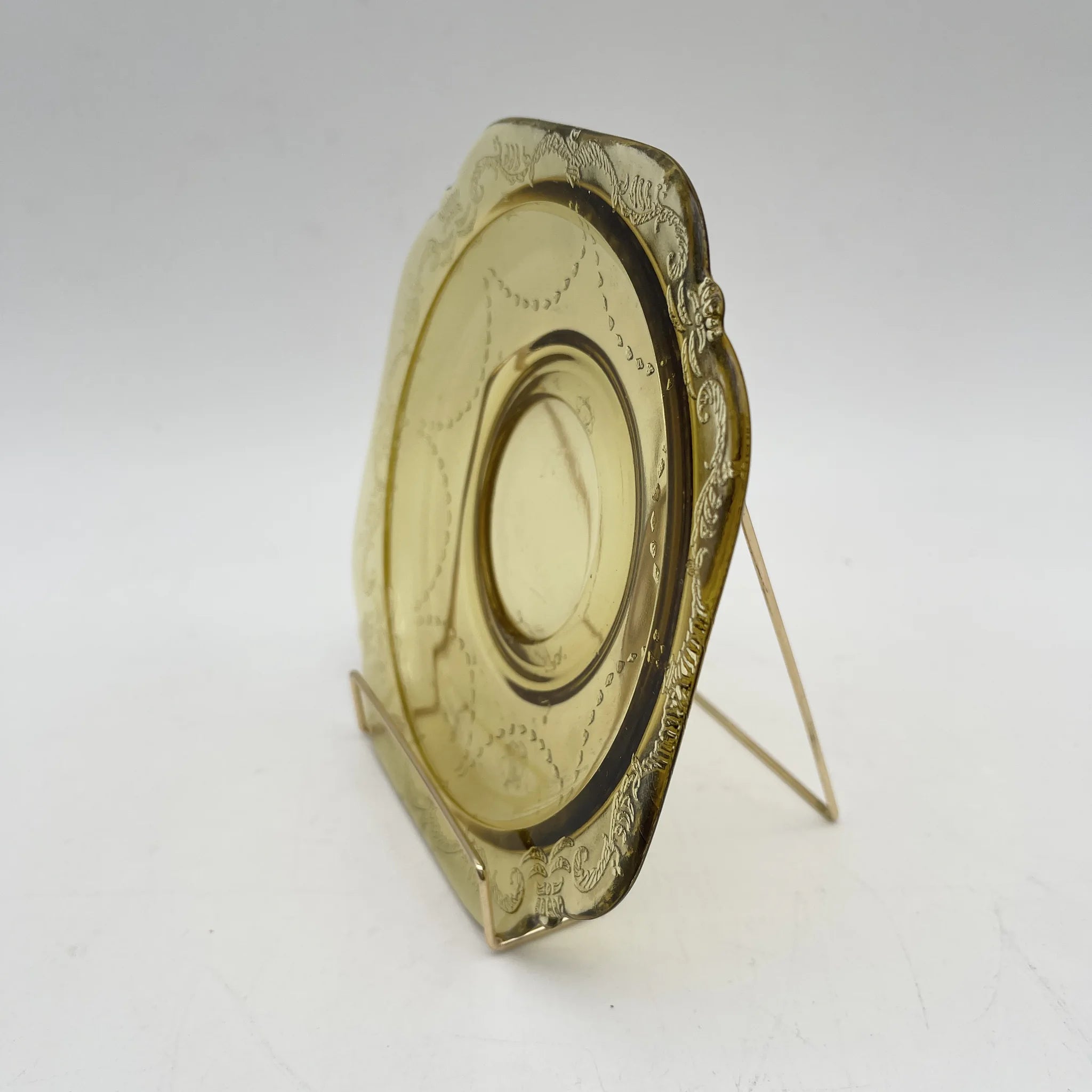 [Vintage] Cup & Saucer / Federal Glass / Madrid / Recollection / 1976 / Glass / America / Depression glass, embossed molding, amber