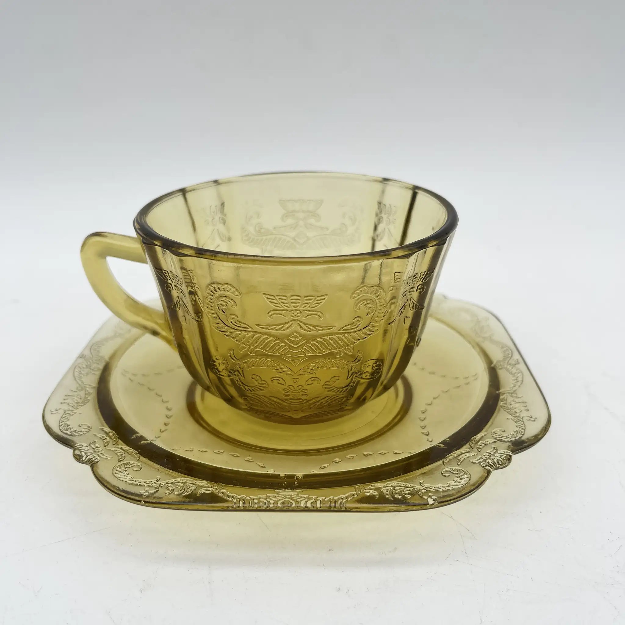[Vintage] Cup & saucer 2P / Federal Glass / Madrid / Recollection / 1976 / Glass / America / Depression glass, embossed molding, amber