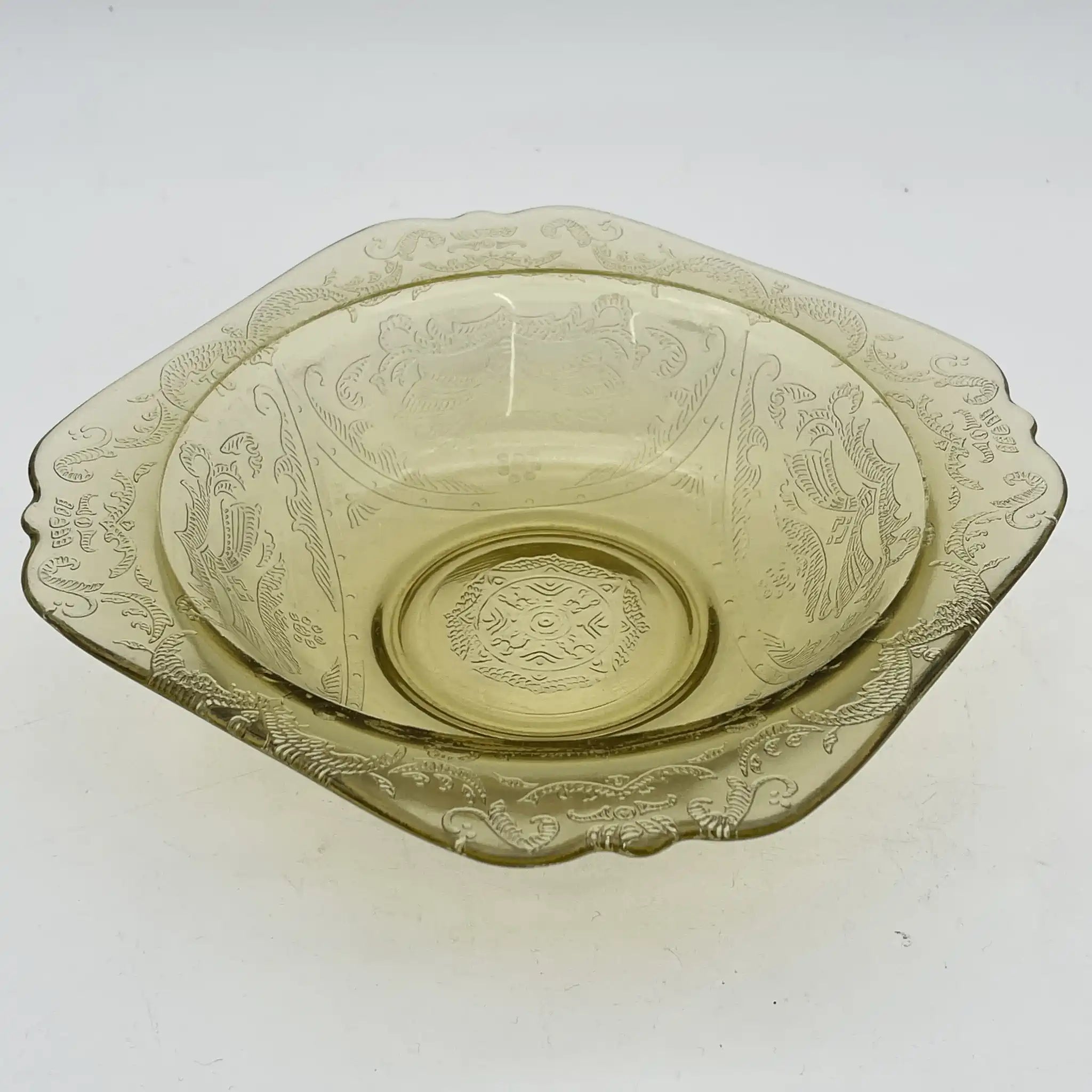 [Vintage] Cereal bowl (medium bowl) / Federal Glass / Madrid / Recollection / 1976 / Glass / America / Depression glass, embossed molding, amber