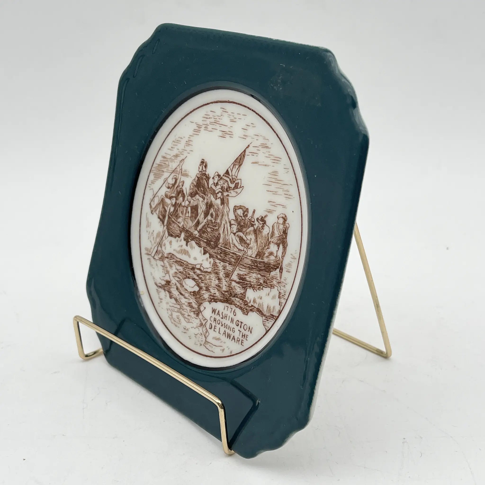 【复古】黄油盘（豆盘）/ Syracuse China / 1776 WASHINGTON CROSSING THE DELAWARE / 1920-1940s /陶瓷/ 美国/绘盘，铜版转印