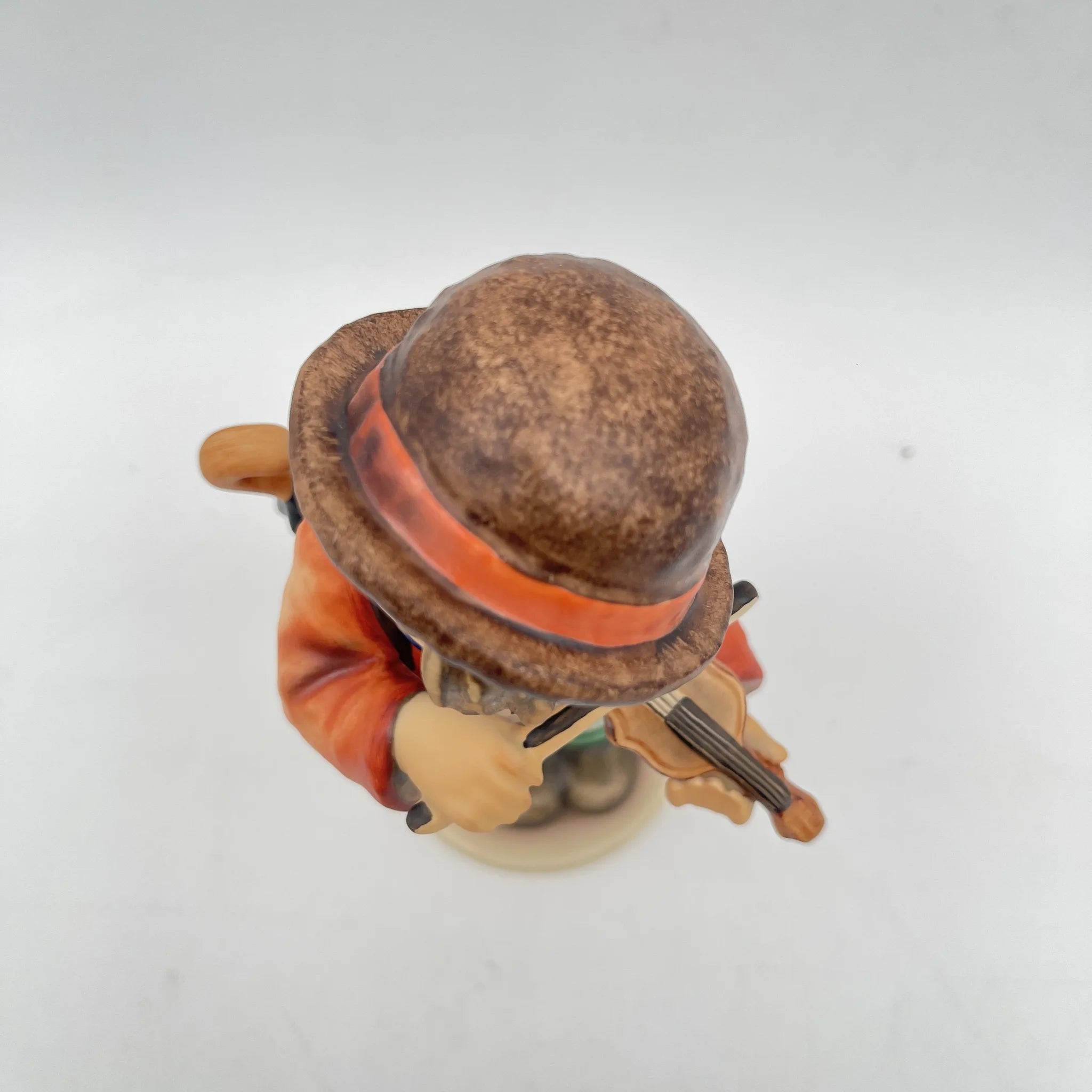 [Reuse] Figurine (Hummel doll) / Goebel / Little Fiddler / Estimated 1990 / Pottery / Germany / Maria Innocentia Hummel, hand-colored