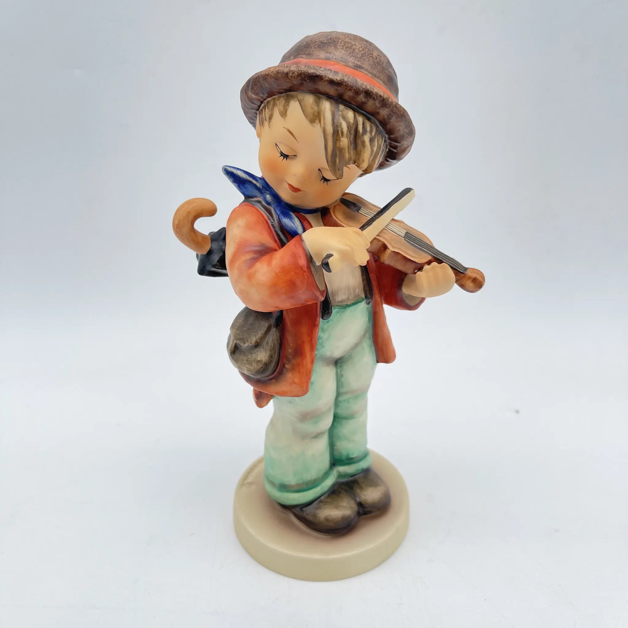 【リユース】 フィギュリン (フンメル人形) / Goebel (ゲーベル) / Little Fiddler / 推定1990 / 陶器 / ドイツ / マリア・イノセンティア・フンメル, 手彩色