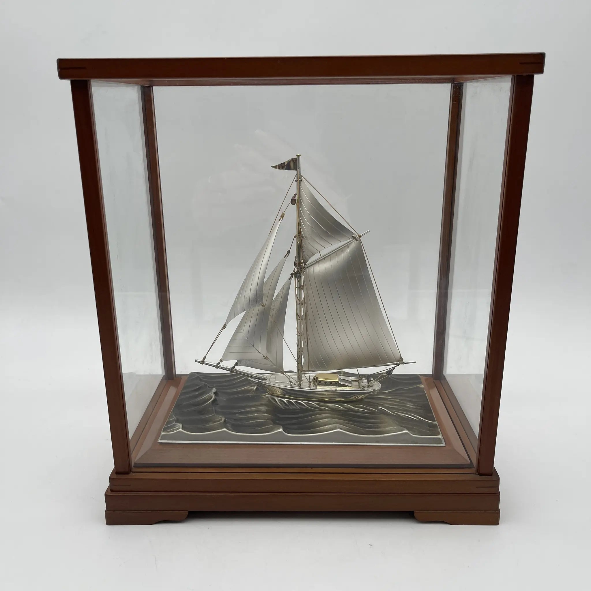 [Reuse] Object / Hiko Sekitake / Yacht / Estimated 1980-90s / Sterling silver / Japan / Glass case included