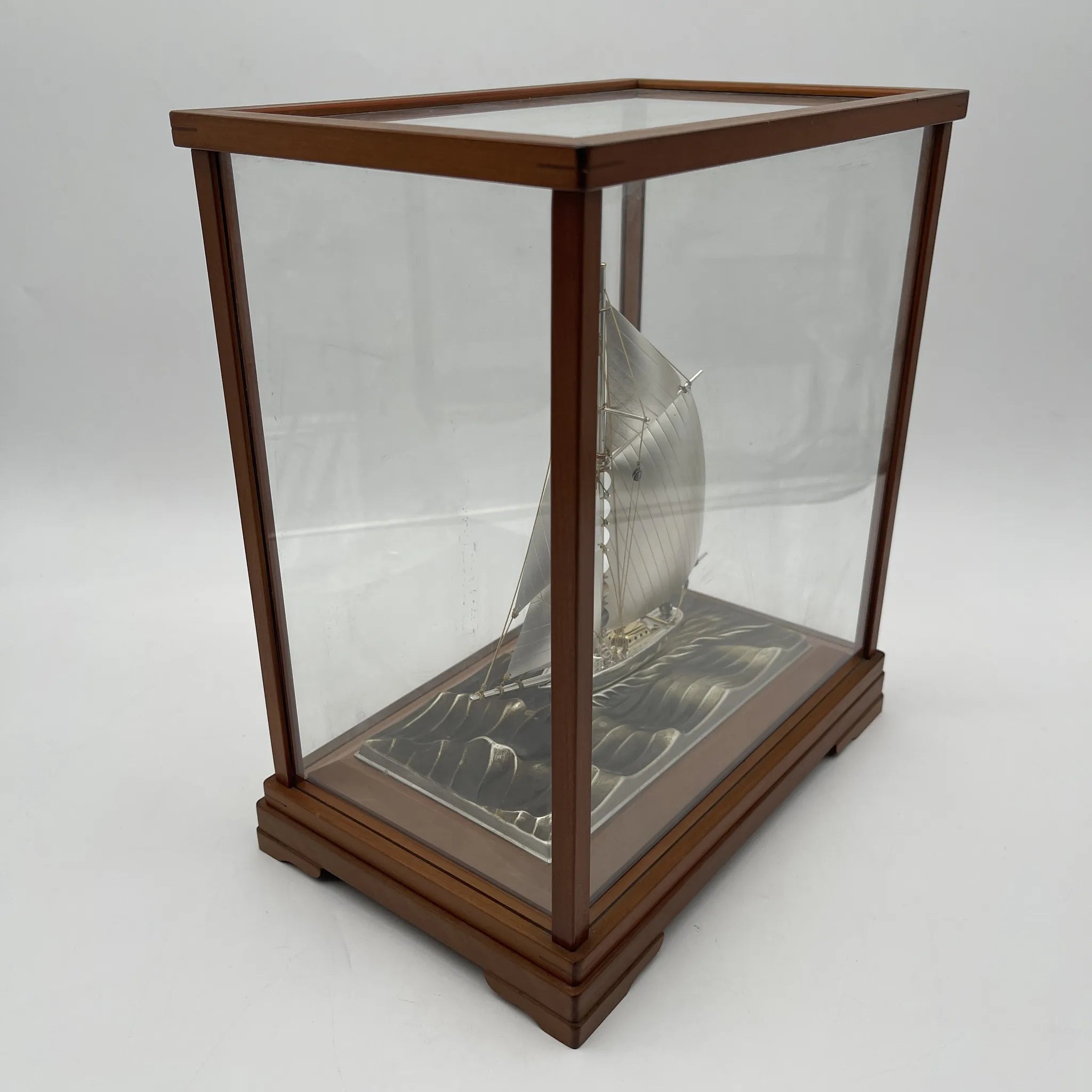 [Reuse] Object / Hiko Sekitake / Yacht / Estimated 1980-90s / Sterling silver / Japan / Glass case included