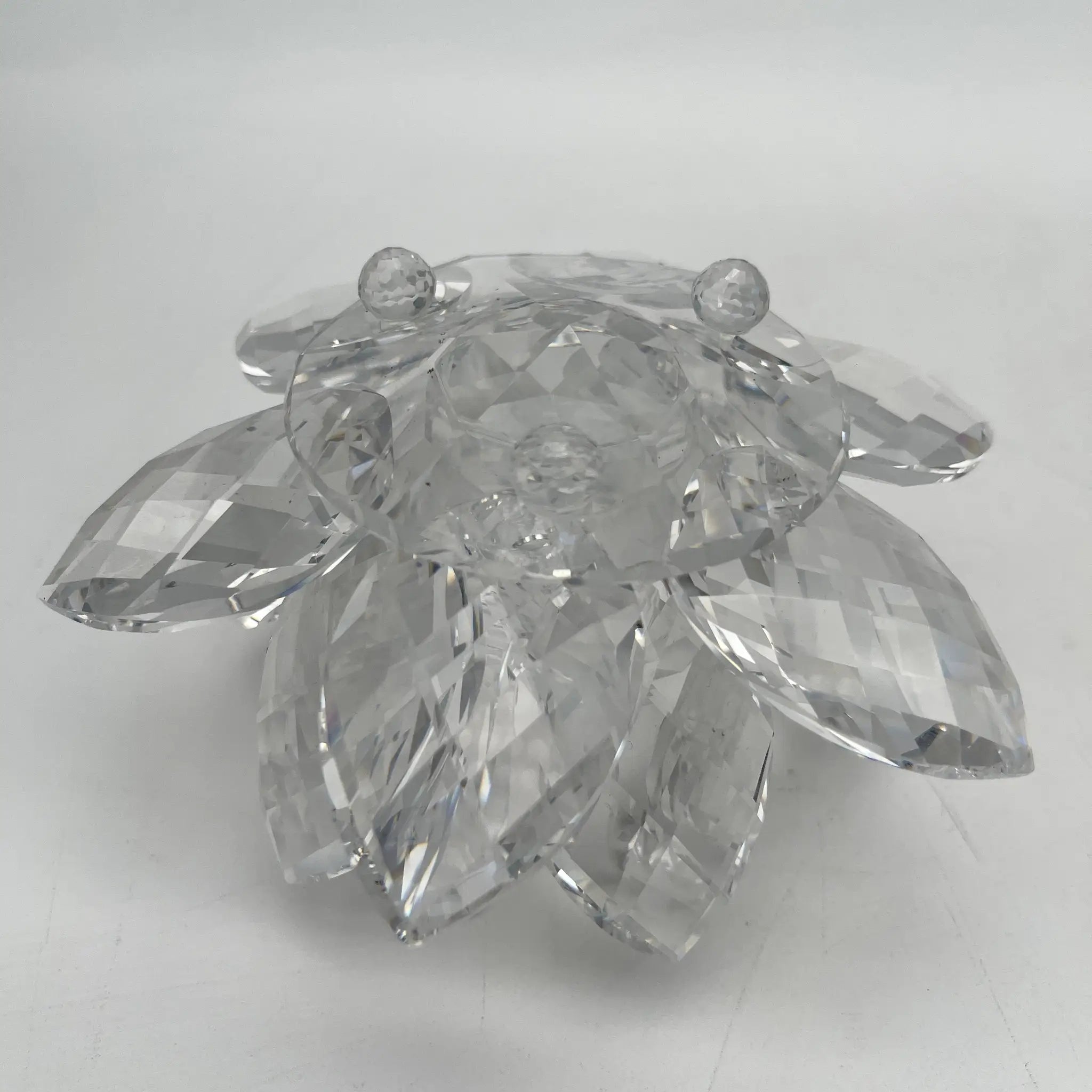 [Reuse] Candle holder (candelabra) / Swarovski / Lotus / Estimated 1990-2010s / Crystal glass / Austria / Faceted cut