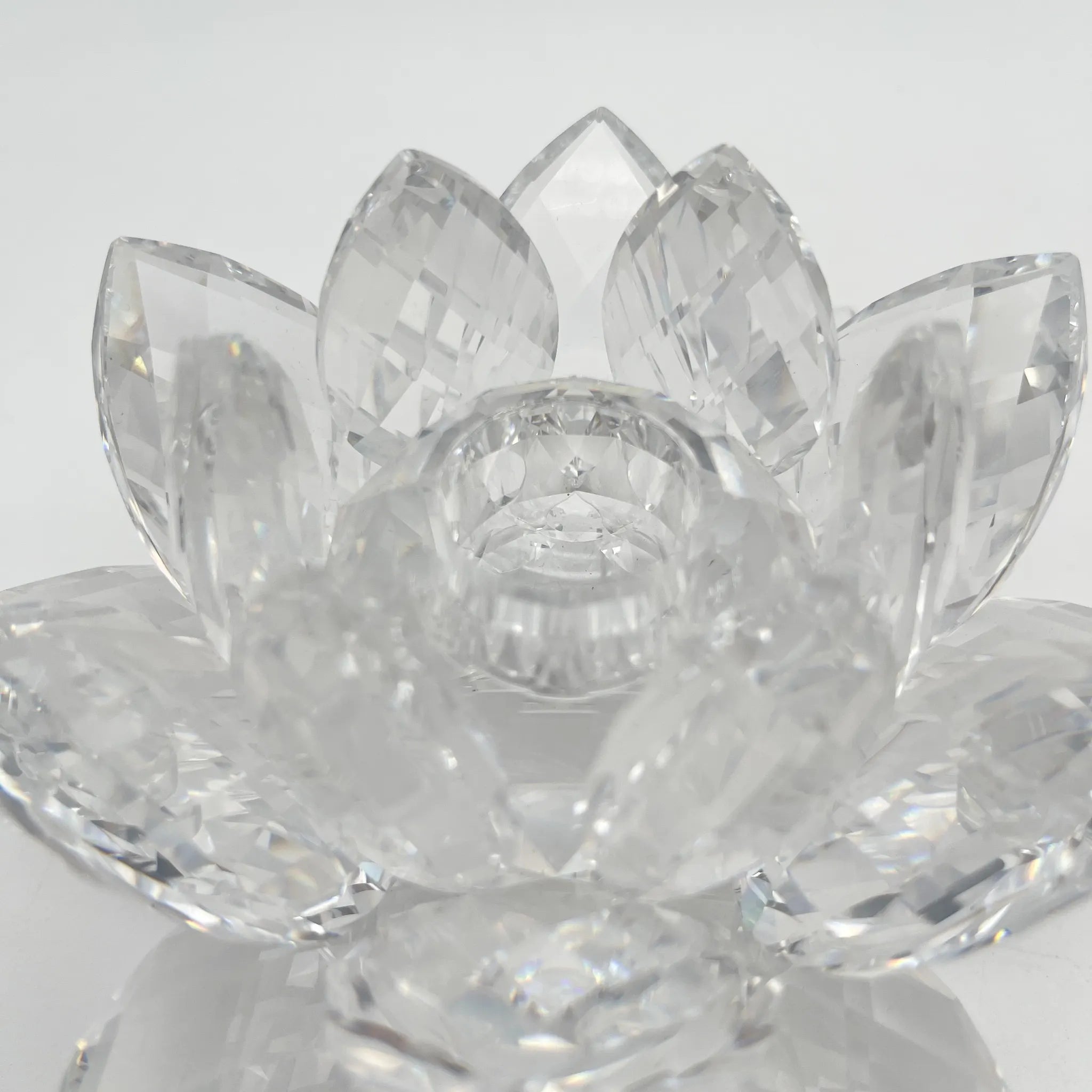[Reuse] Candle holder (candelabra) / Swarovski / Lotus / Estimated 1990-2010s / Crystal glass / Austria / Faceted cut