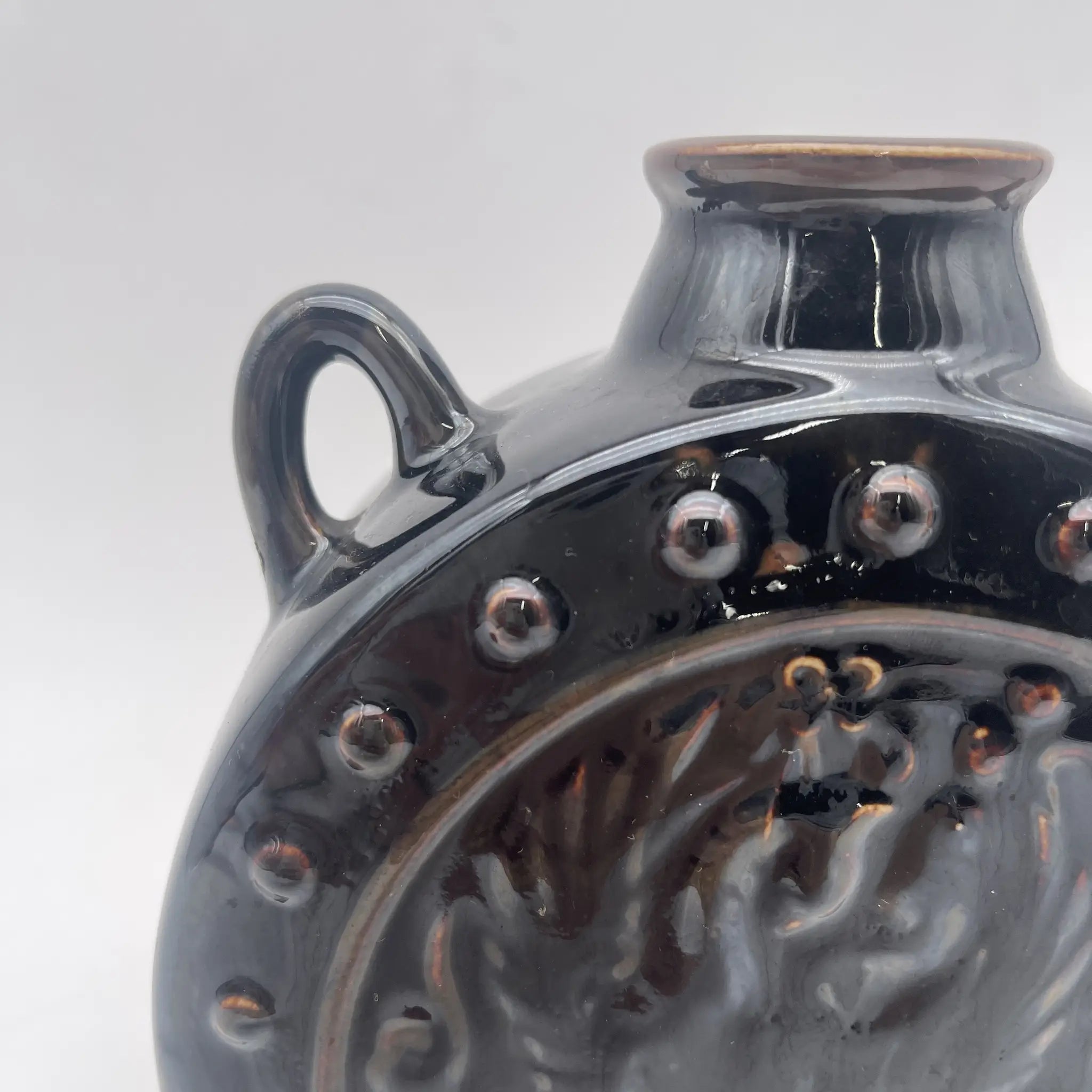 [Vintage] Flower vase / Estimated 1960-1970s / Ceramics / Europe / Embossed, Medallion