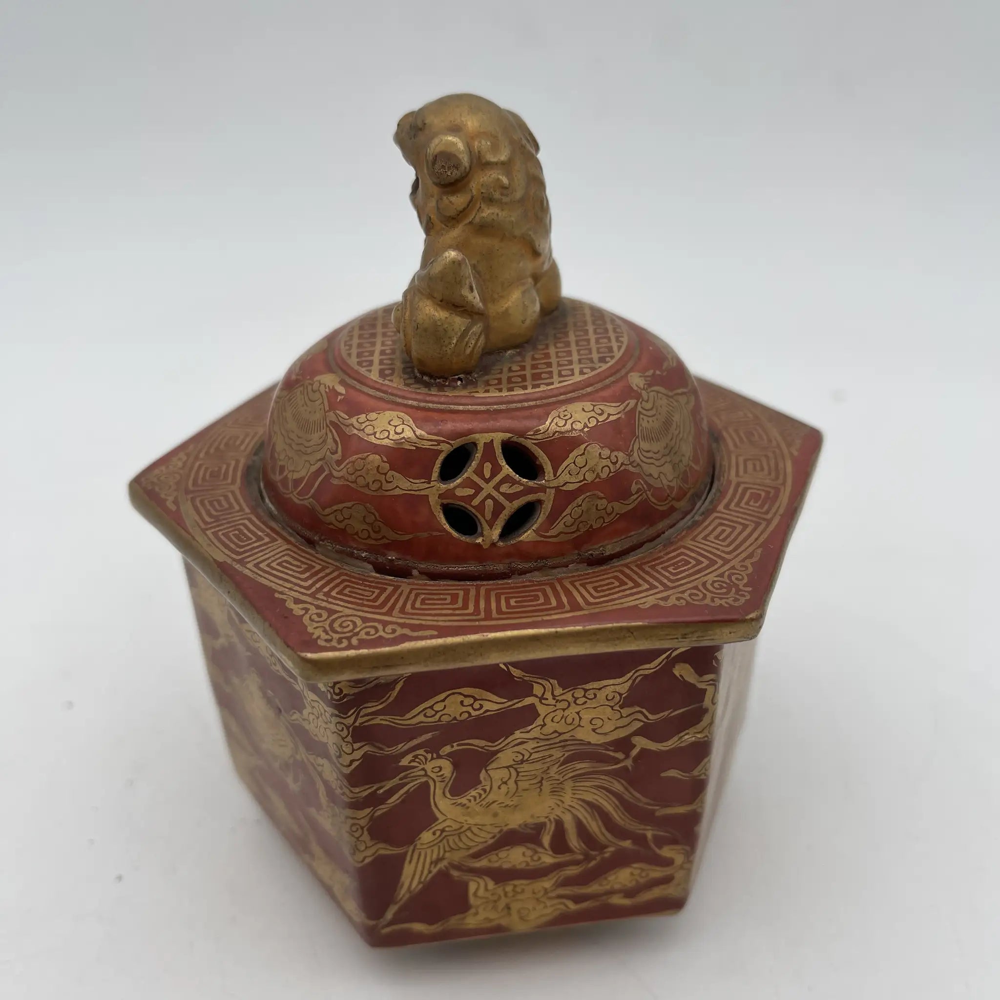 骨董品】 香炉 / 明治末-大正 / 陶器 / 日本 / 六角形, 獅子, 鳳凰, 雷