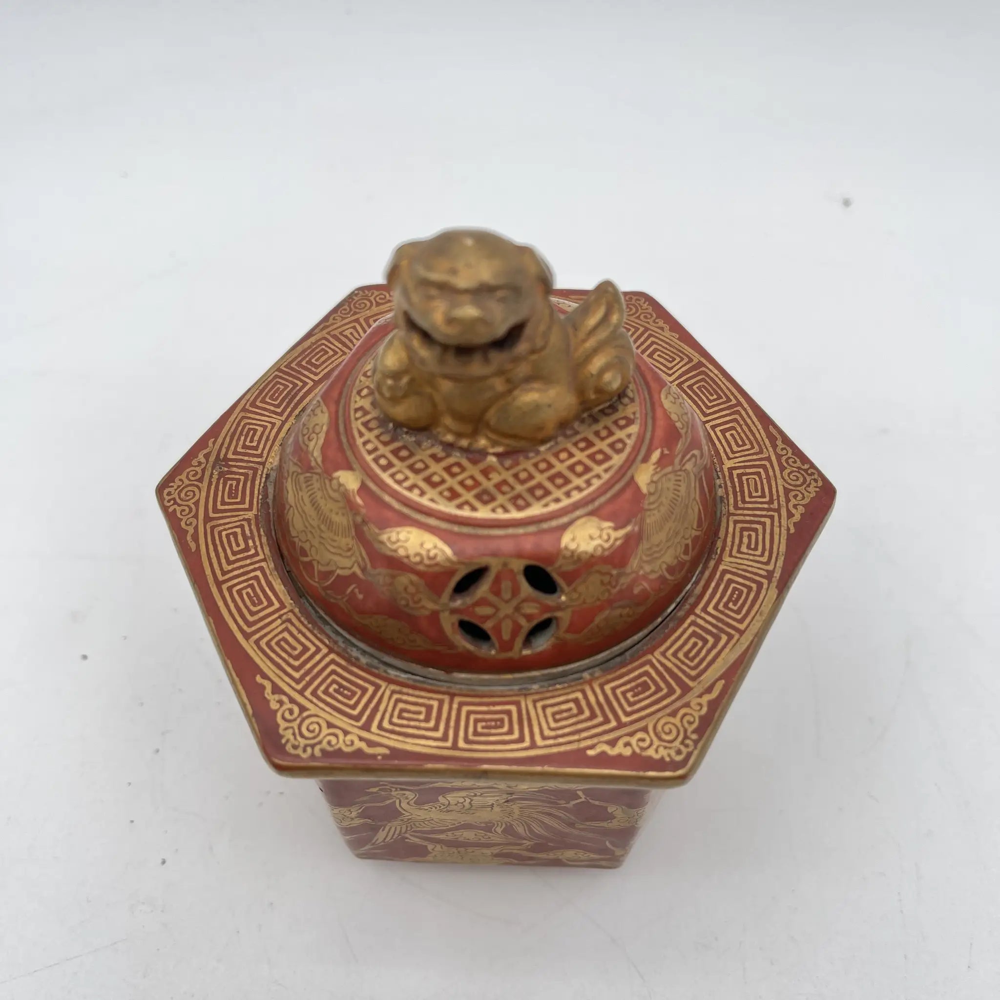骨董品】 香炉 / 明治末-大正 / 陶器 / 日本 / 六角形, 獅子, 鳳凰, 雷